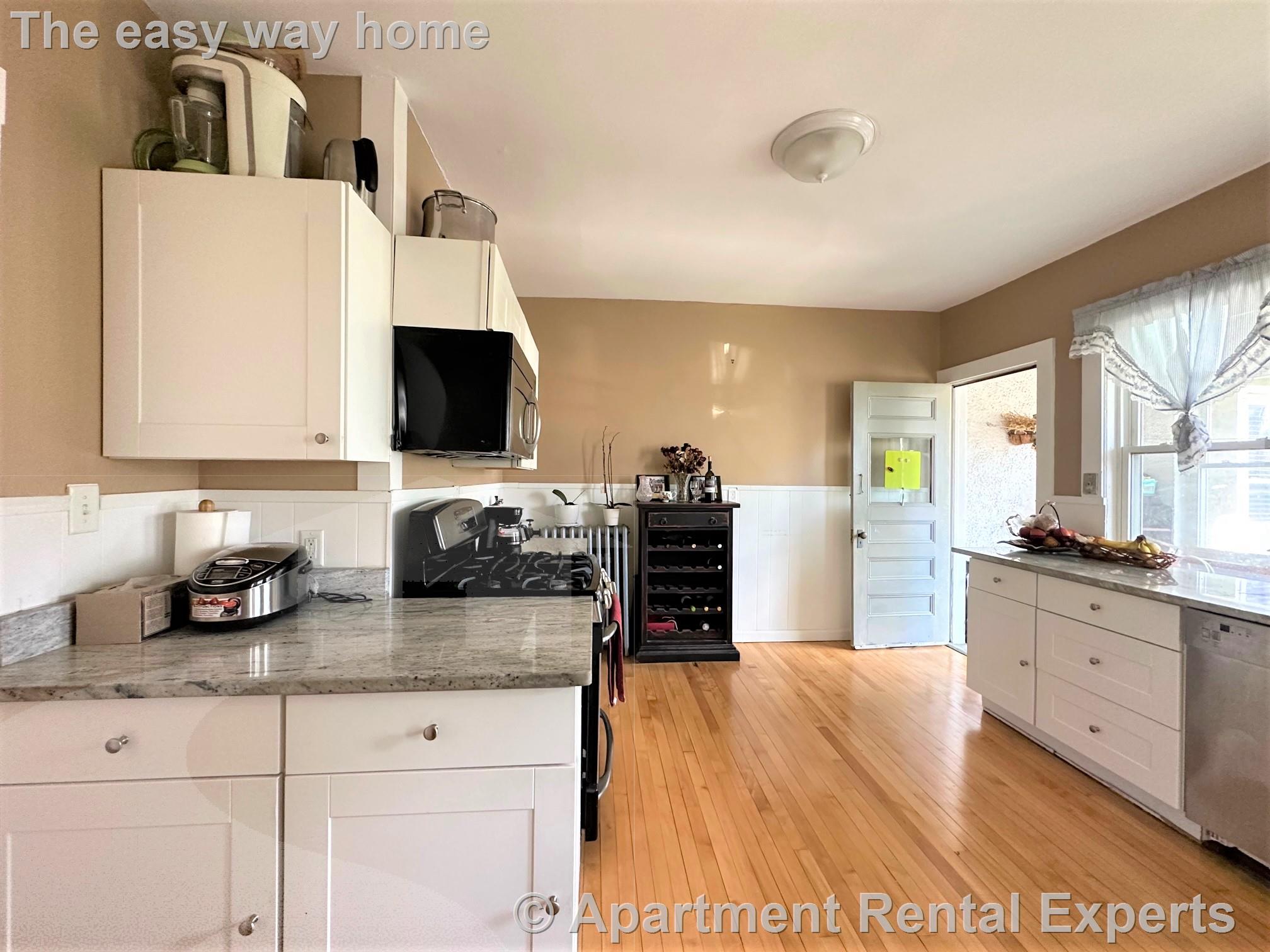 95 Lexington Ave, West Cambridge