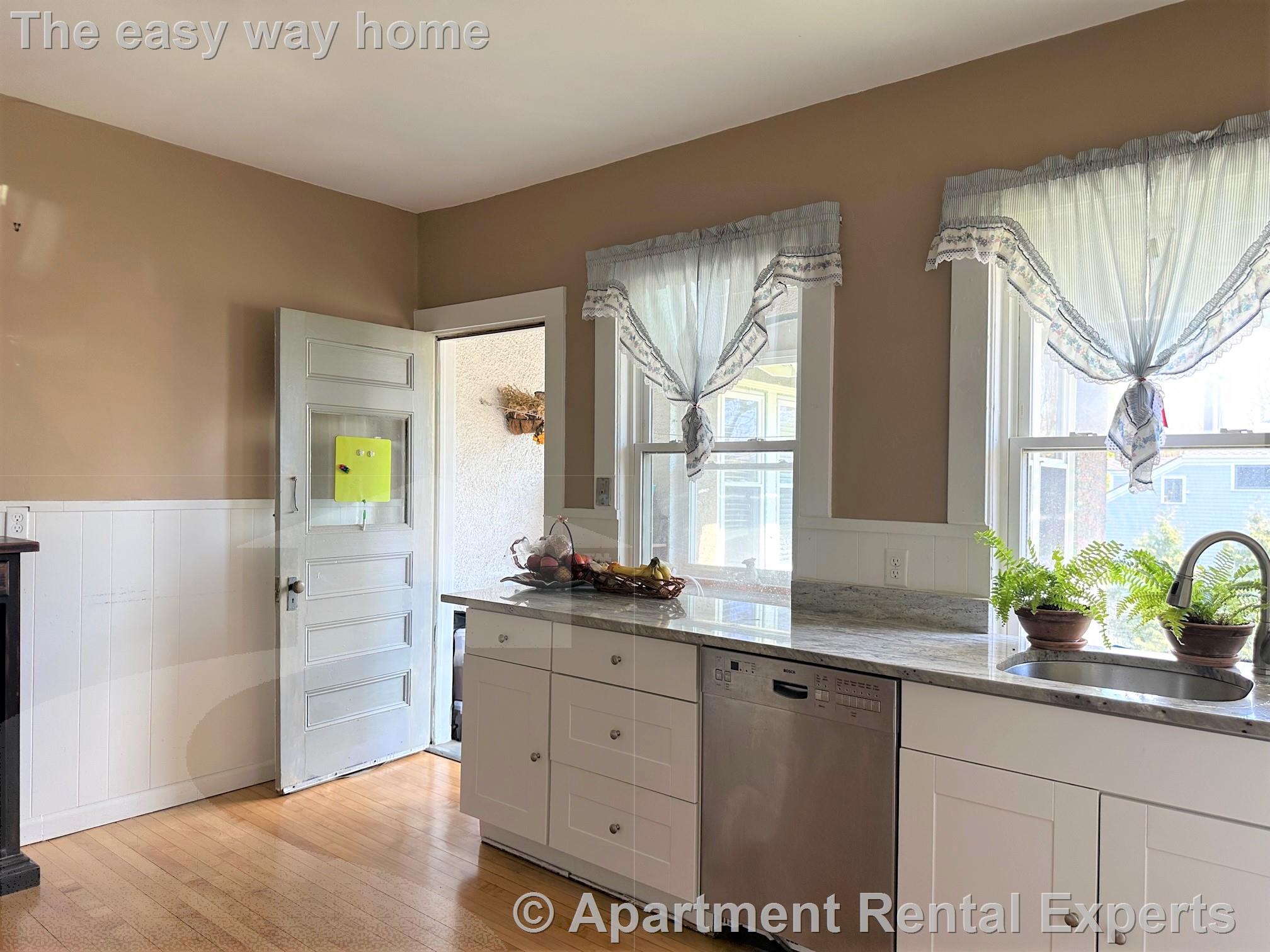 95 Lexington Ave, West Cambridge