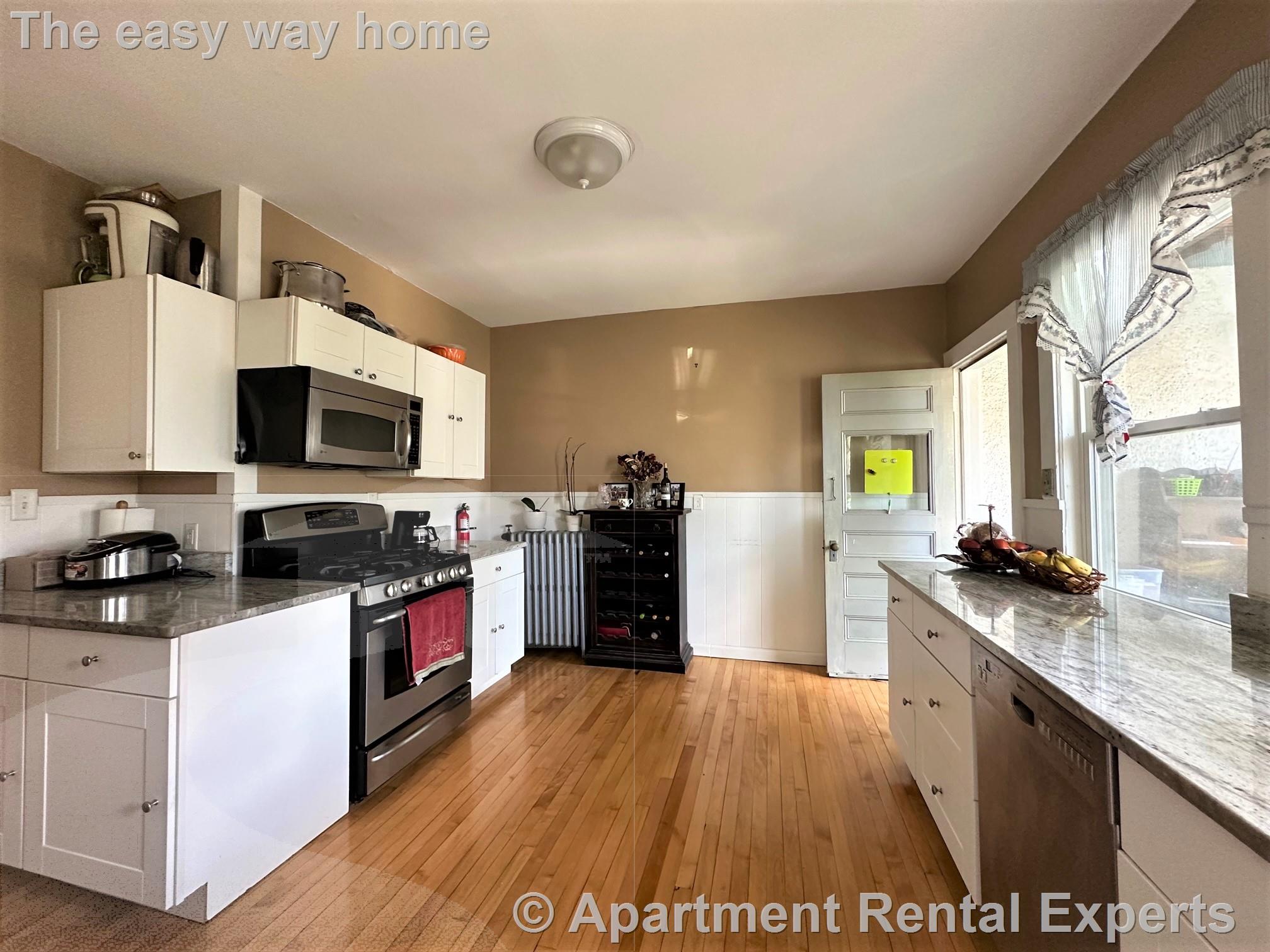 95 Lexington Ave, West Cambridge