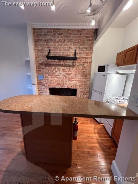 888 Massachusetts Ave, Central Square