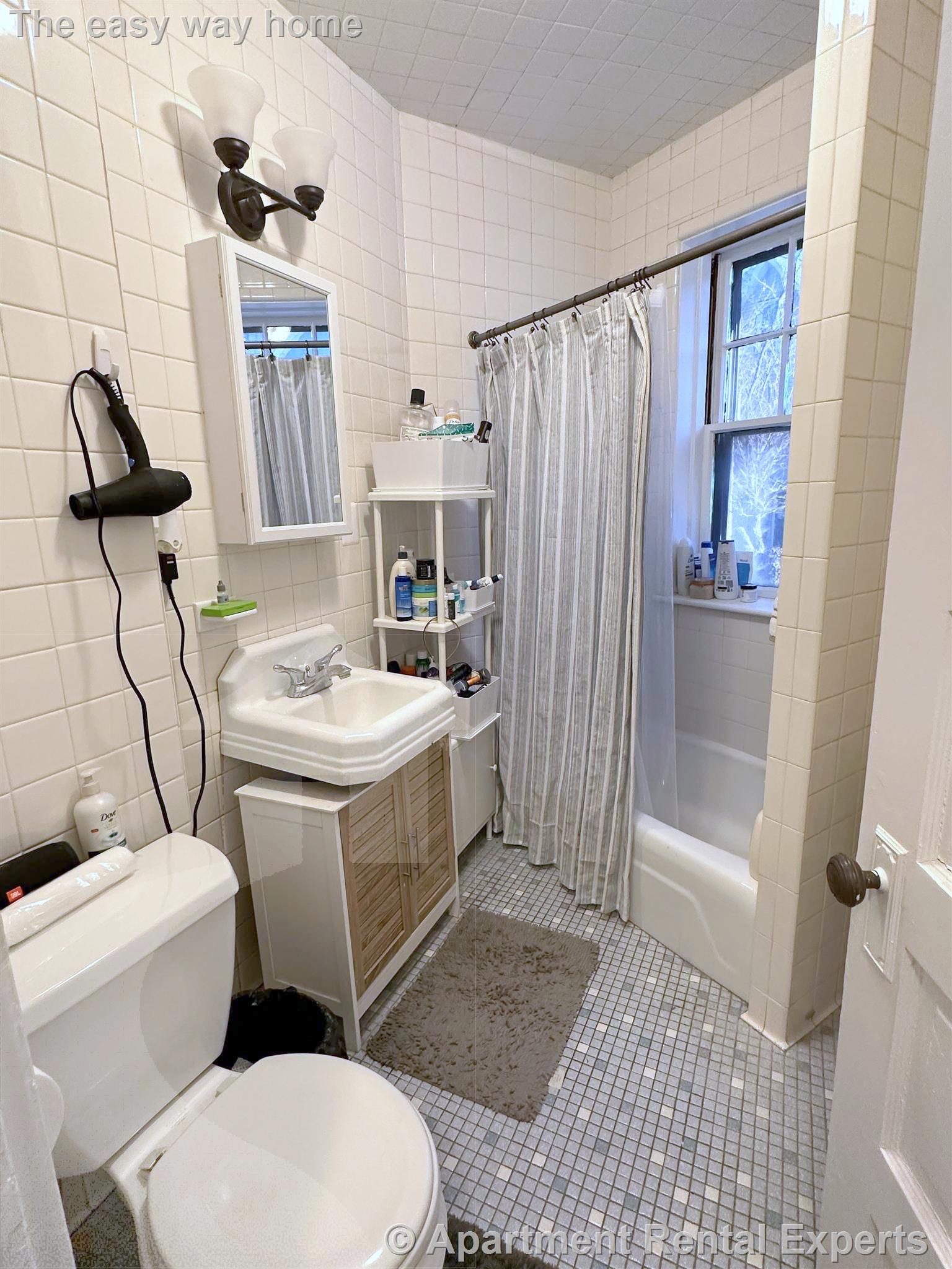 269 Huron Ave, Huron Village