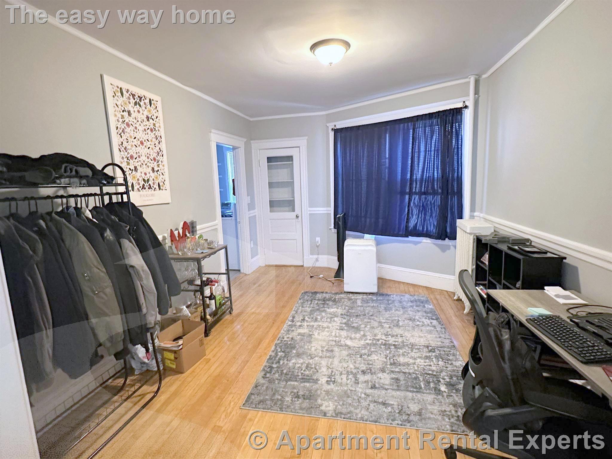 269 Huron Ave, Huron Village