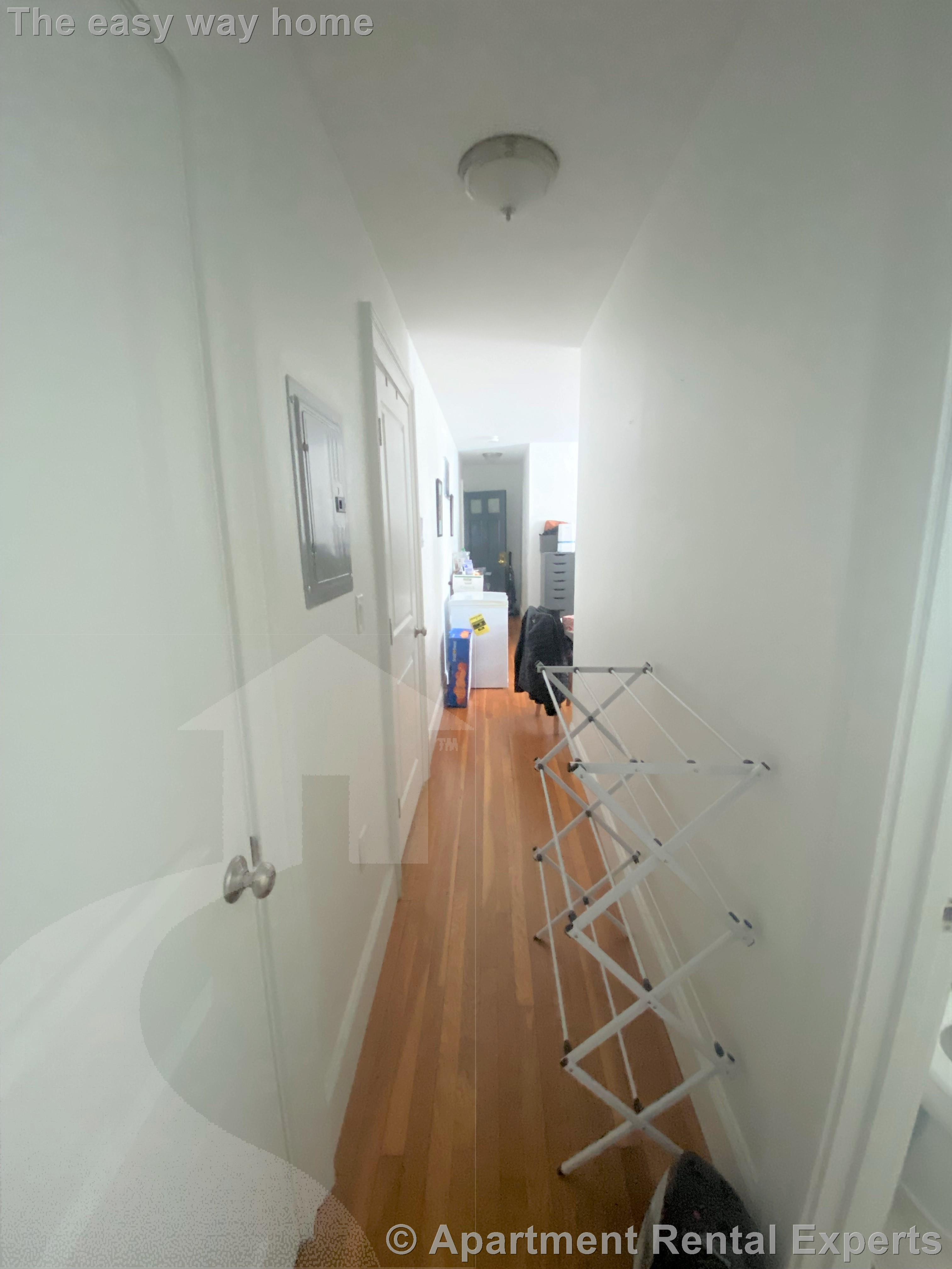 107 Summer St, Malden Center