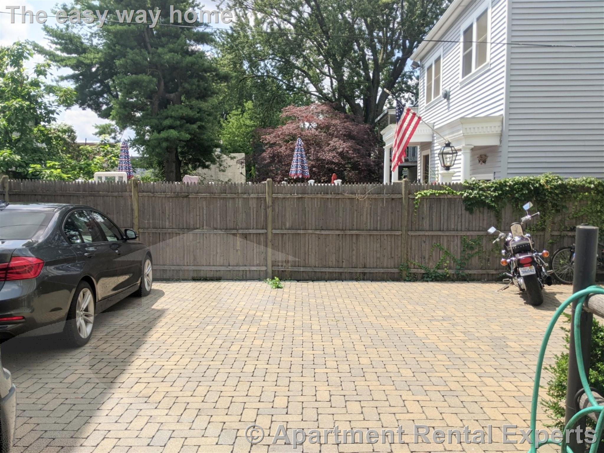 142 Holland St, Davis Square