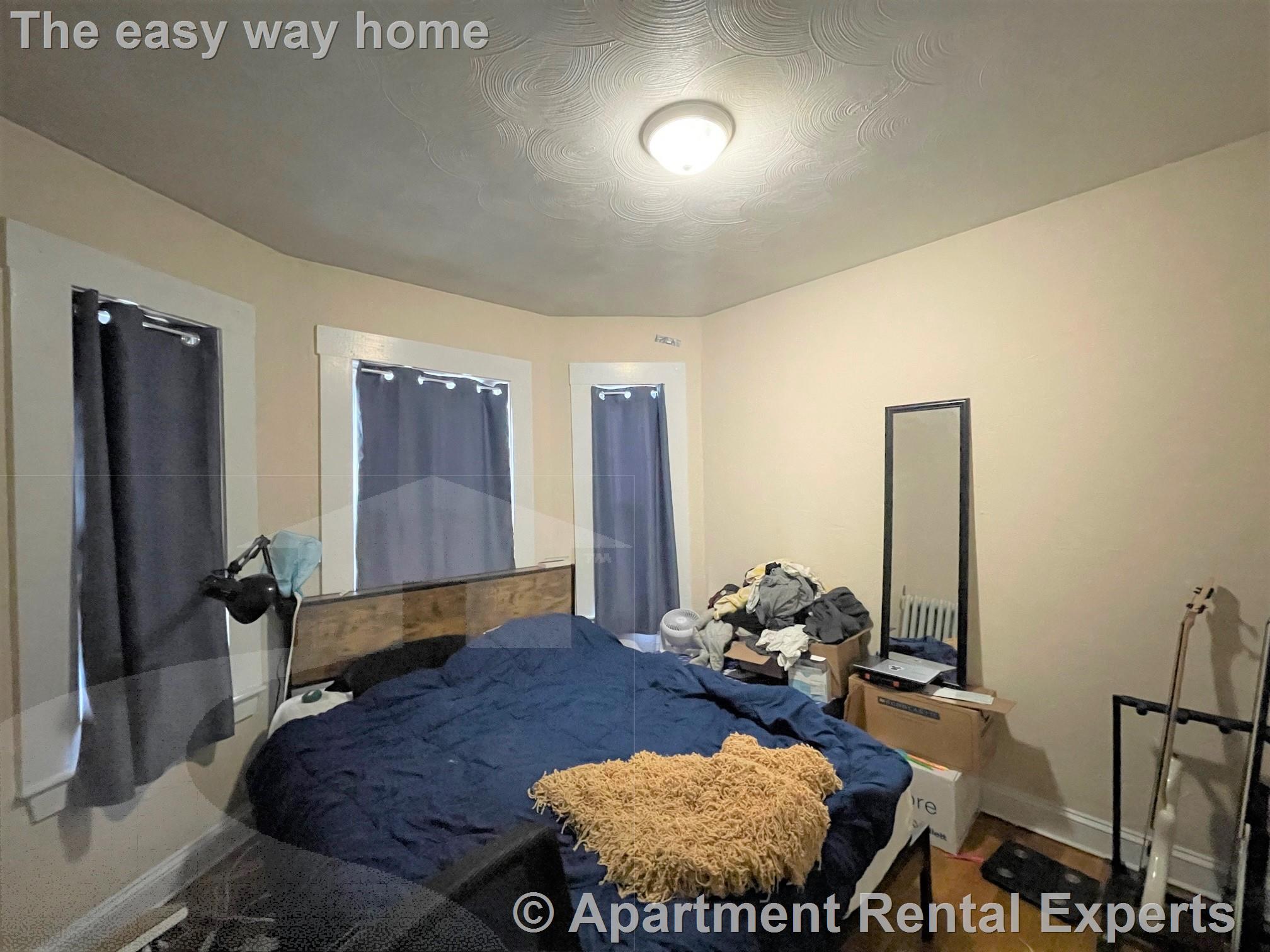 227 Boston Ave, Tufts