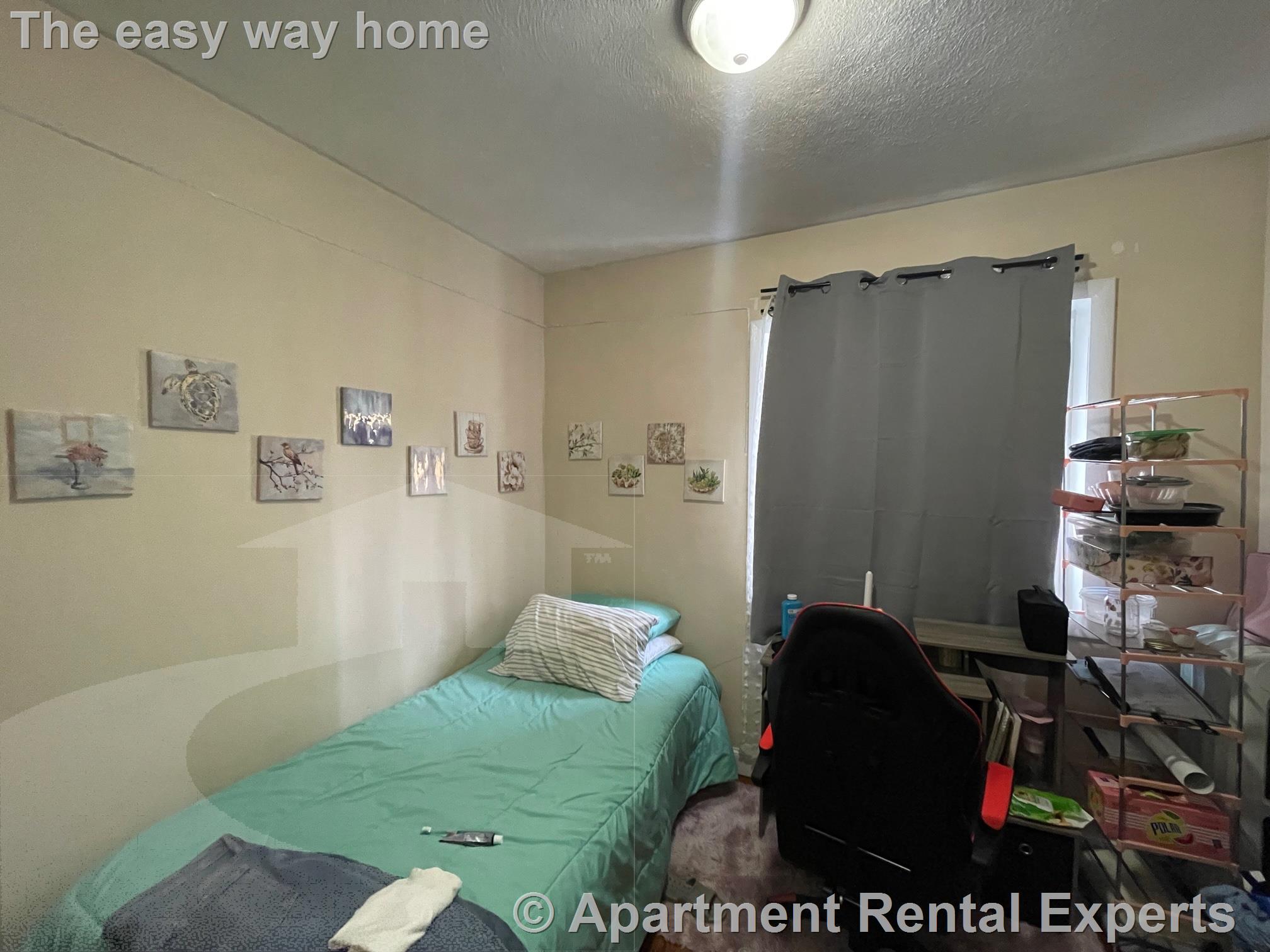 227 Boston Ave, Tufts