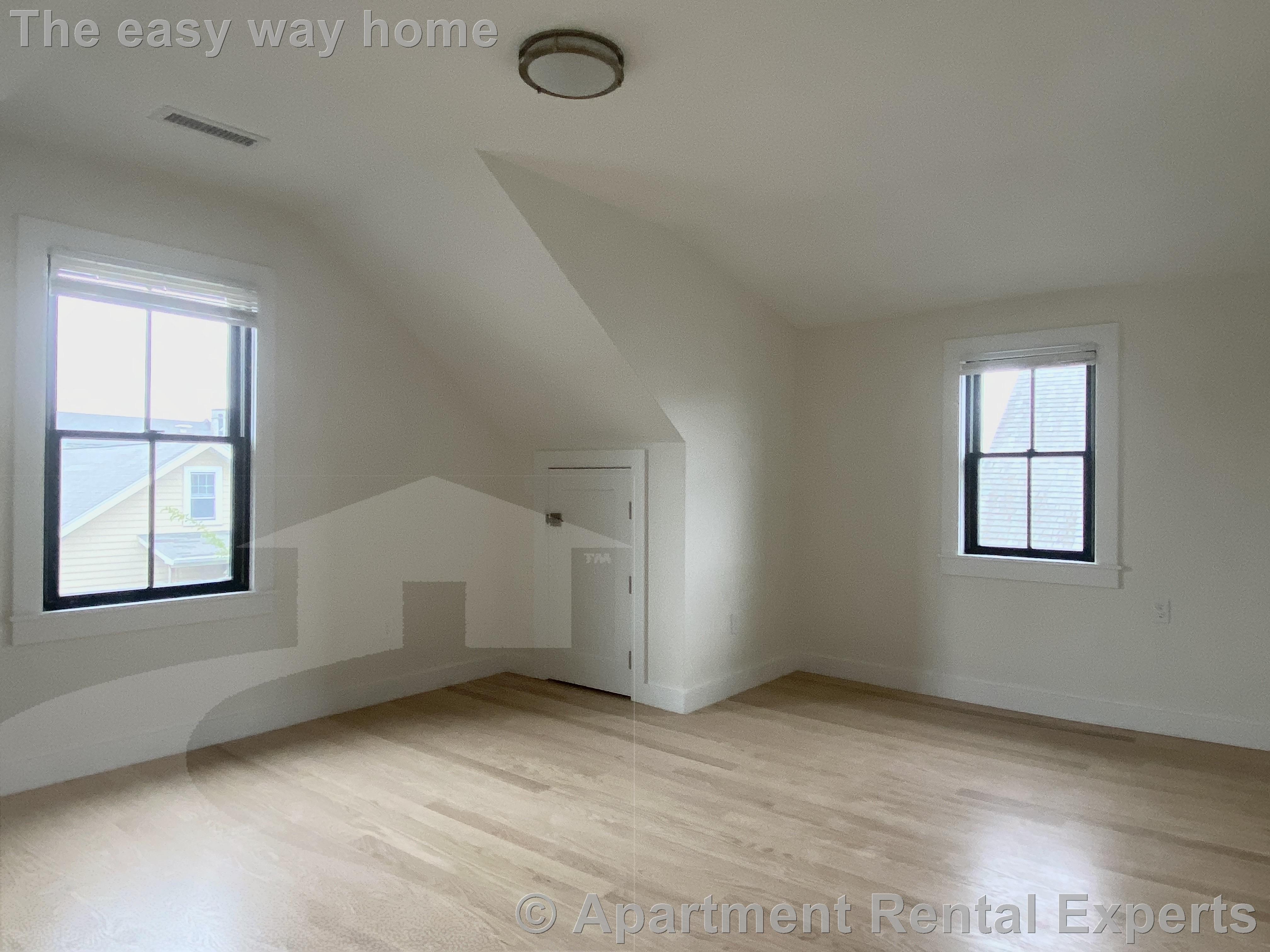 33 Brimmer St, Belmont Line