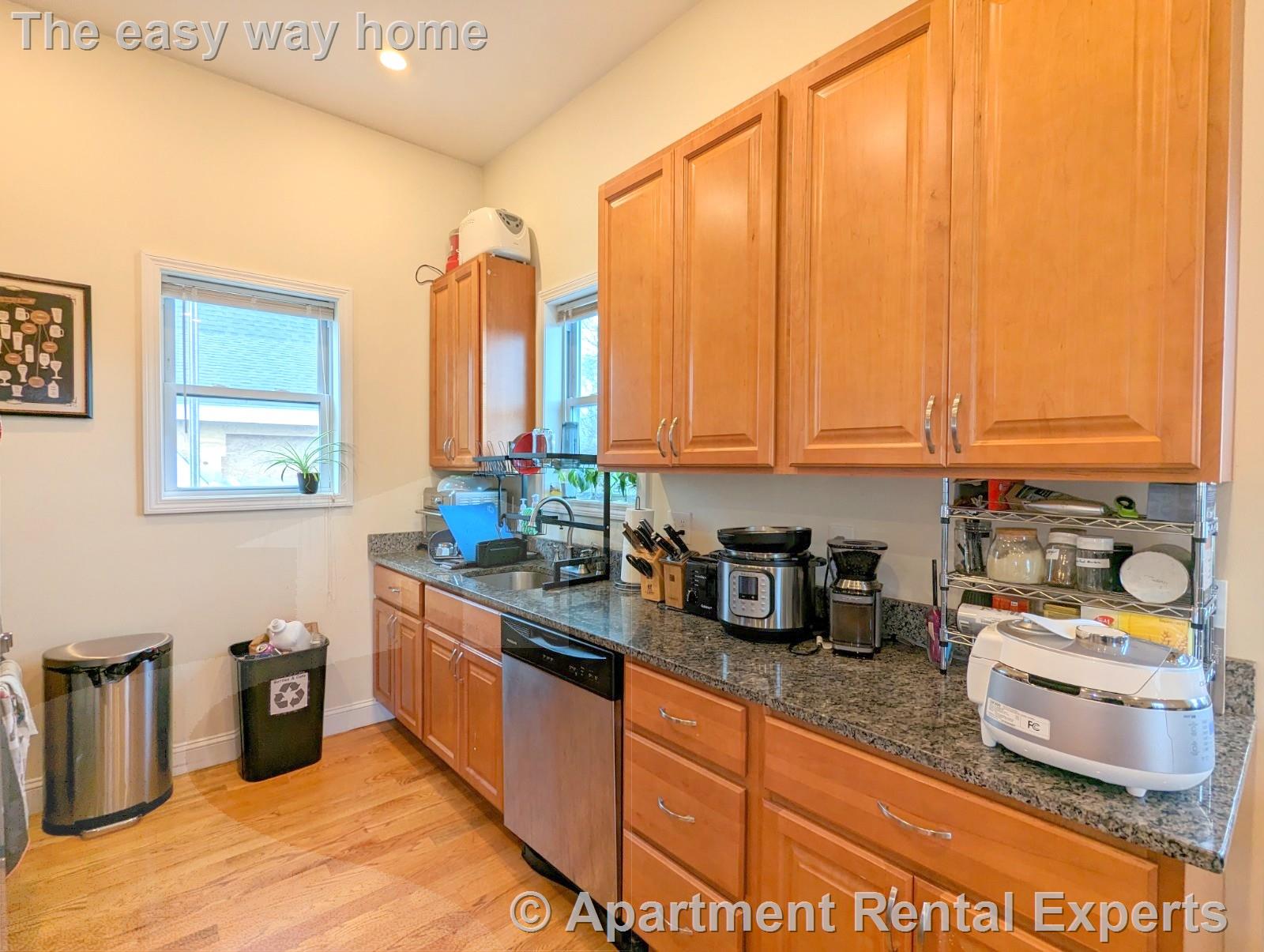 142 Holland St, Davis Square