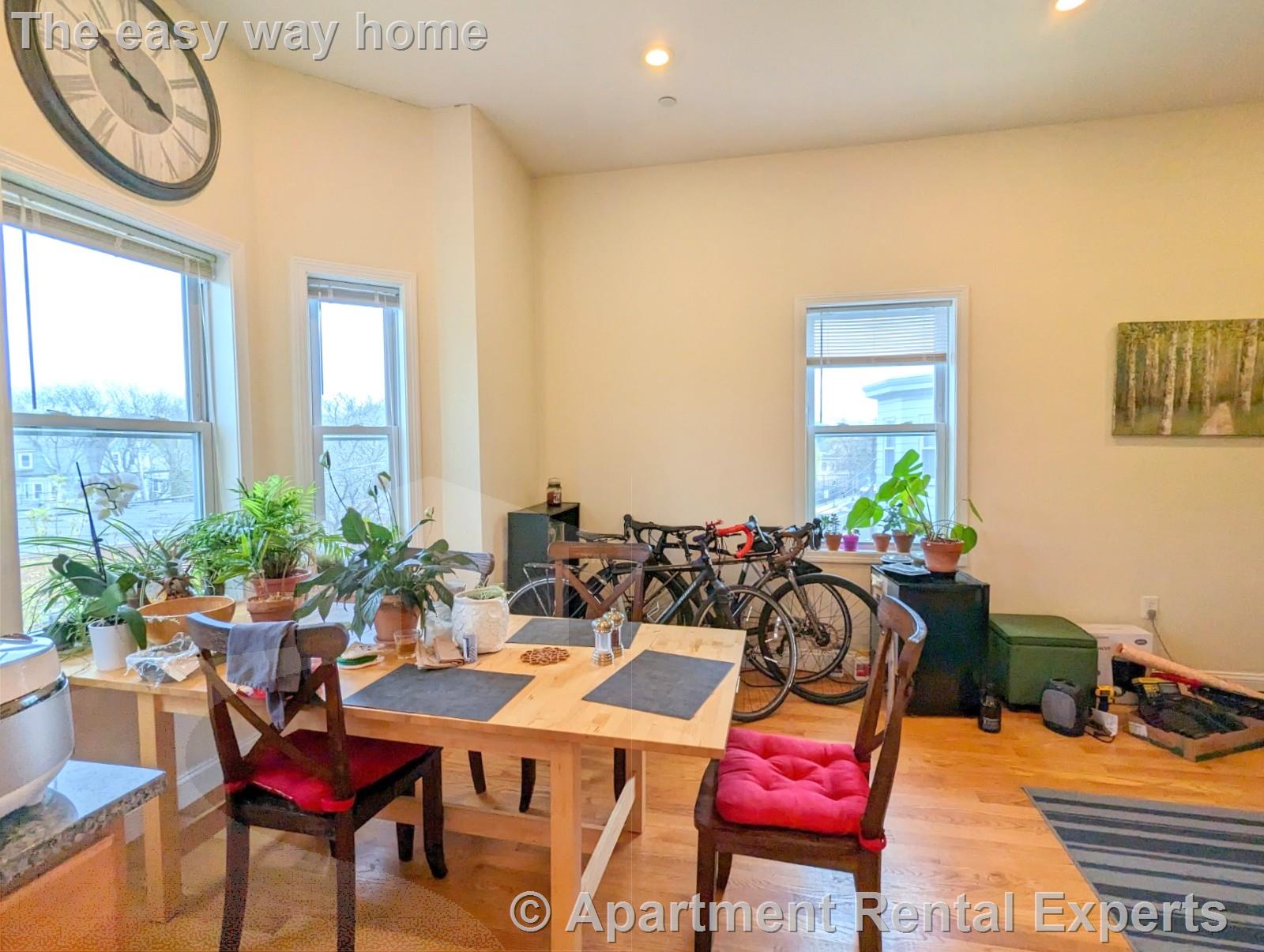 142 Holland St, Davis Square