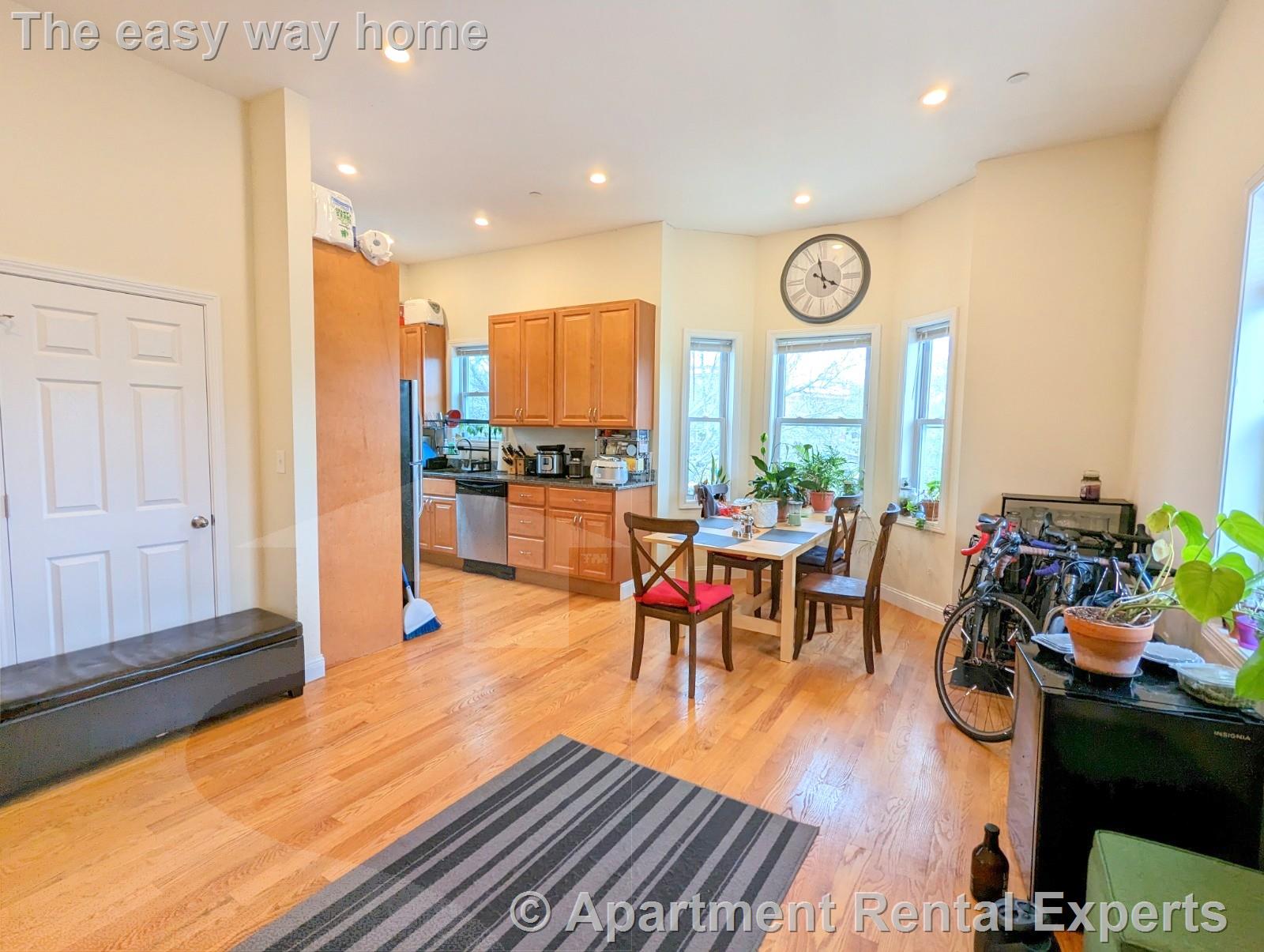 142 Holland St, Davis Square