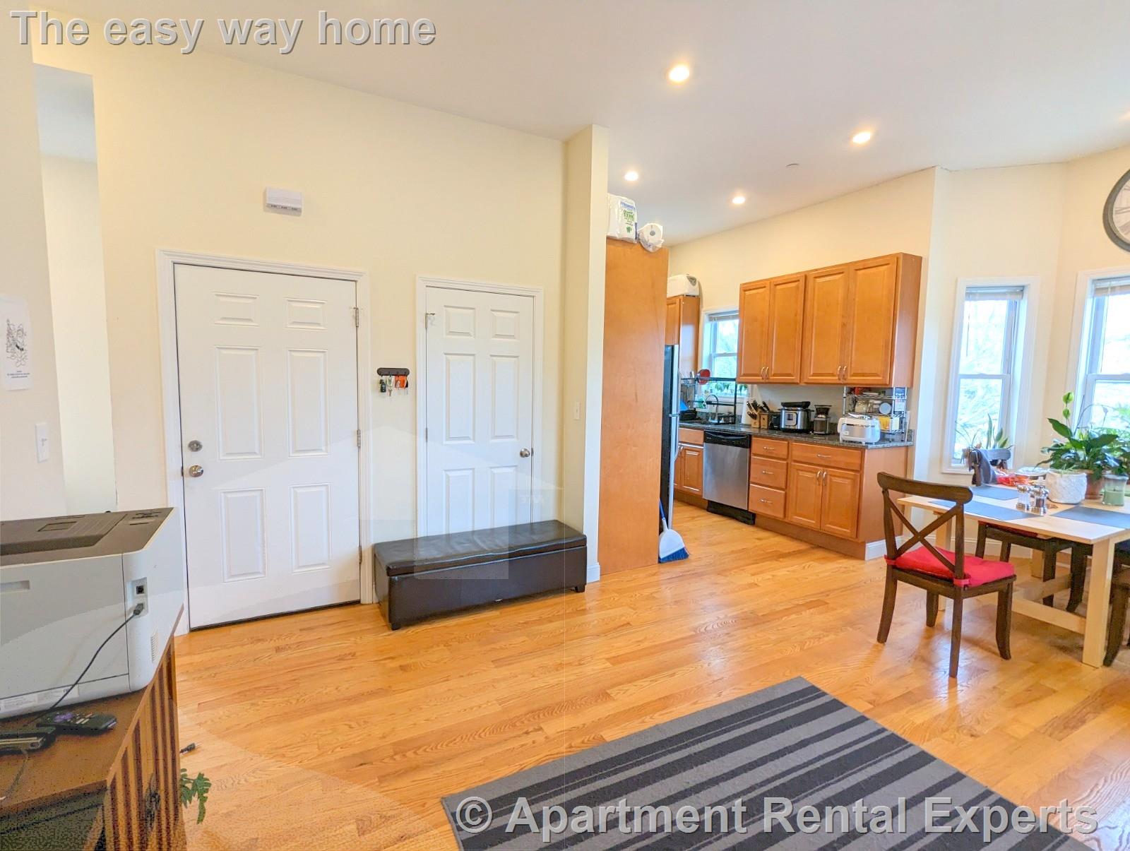 142 Holland St, Davis Square