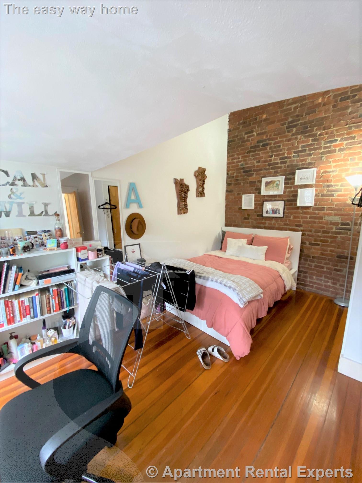 9 Everett St, Harvard Square