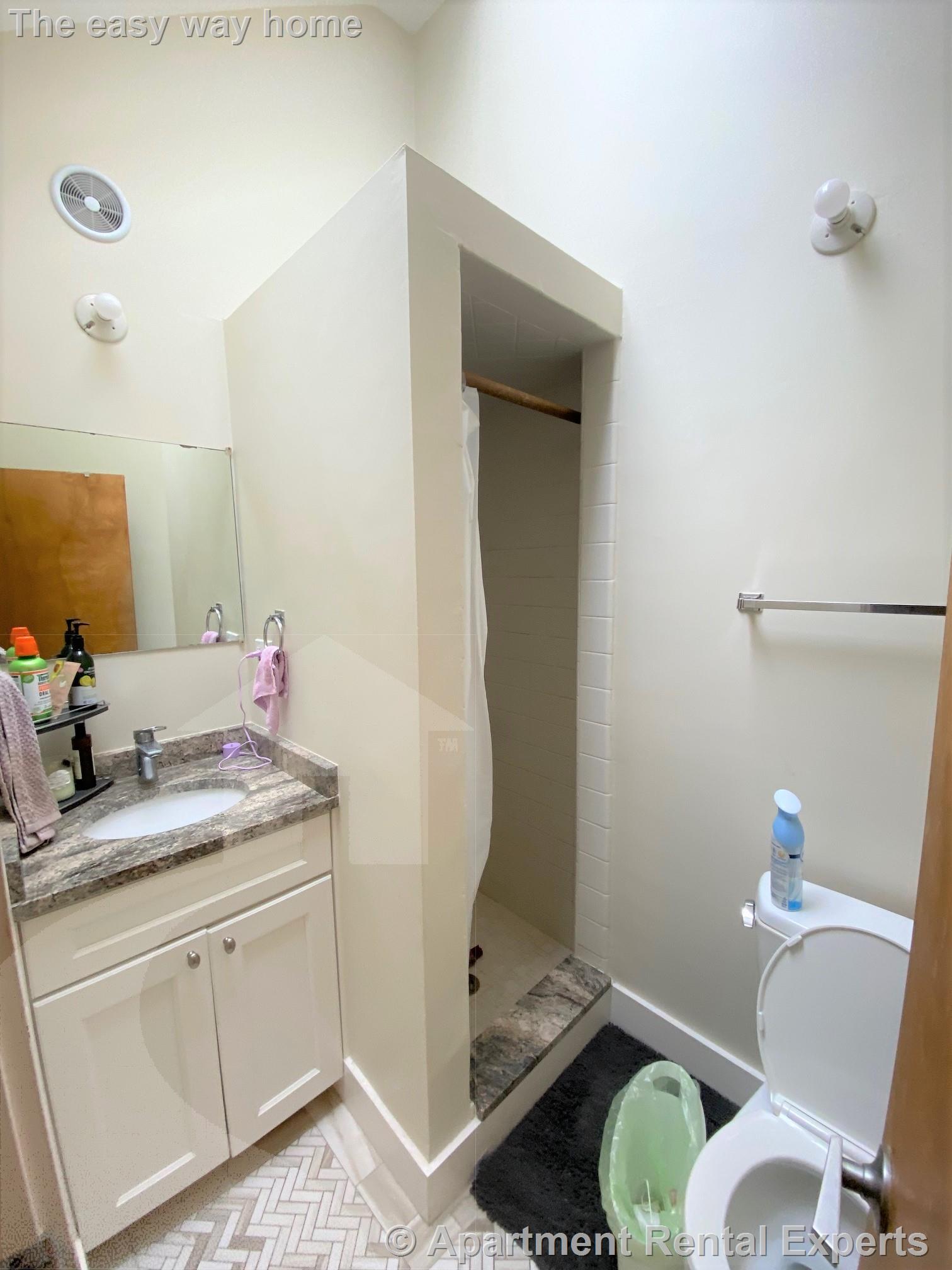 9 Everett St, Harvard Square