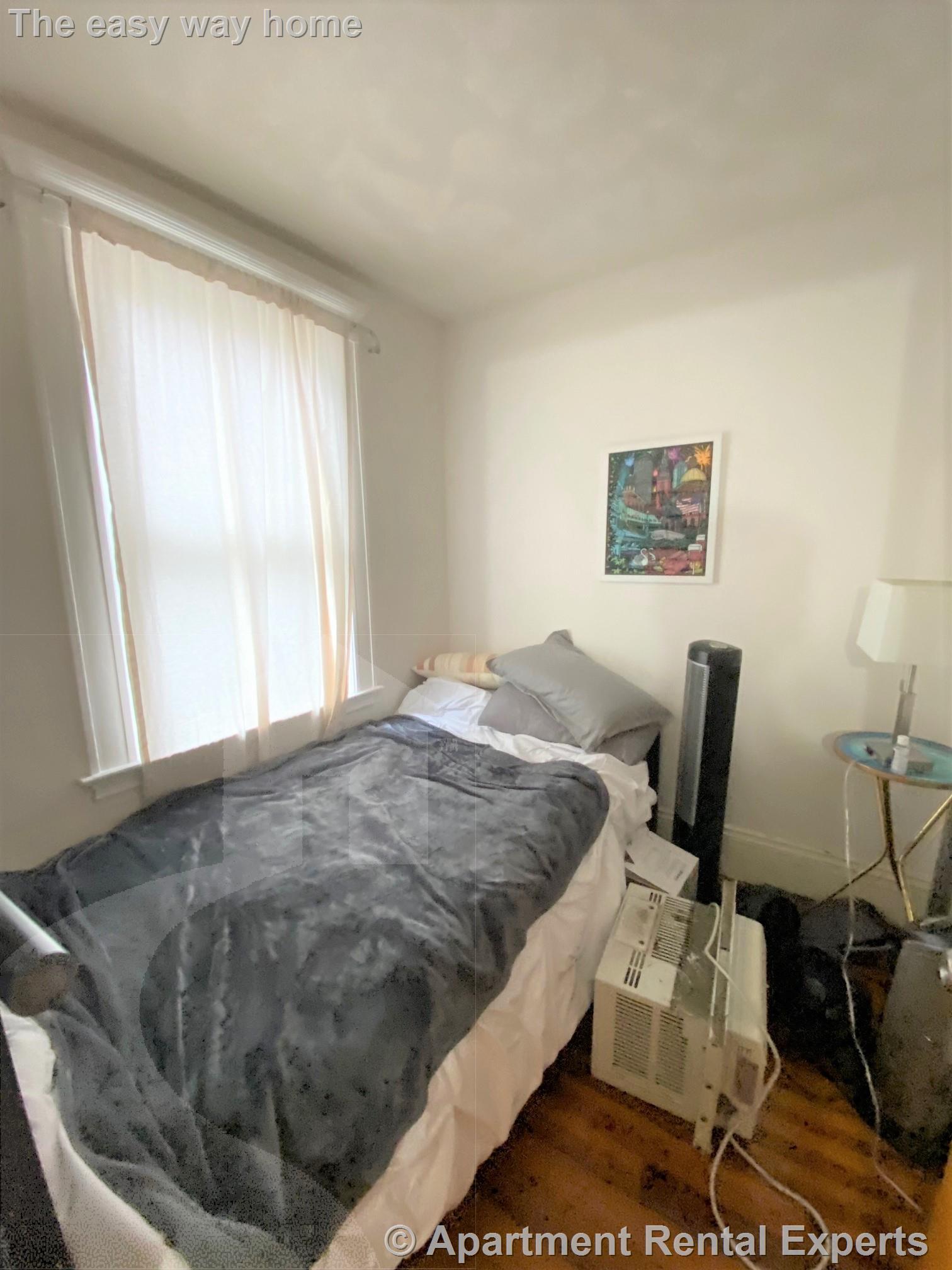 9 Everett St, Harvard Square