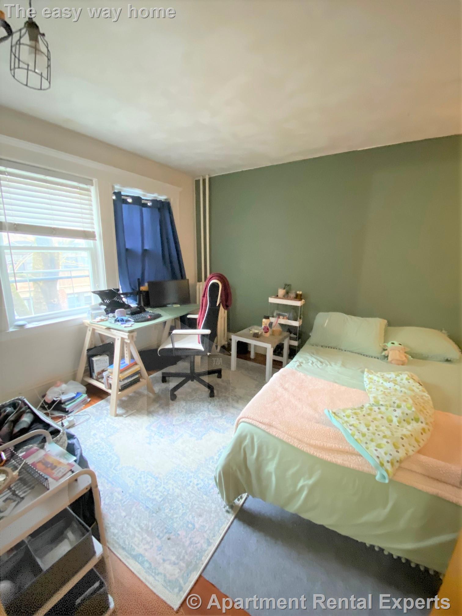 9 Everett St, Harvard Square