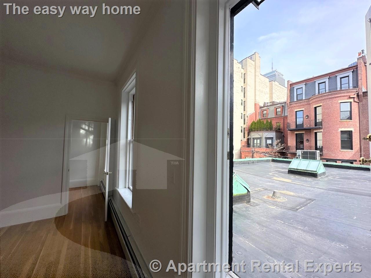 370 Marlborough St, Back Bay