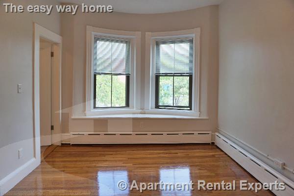 114 Willow St, Inman Square