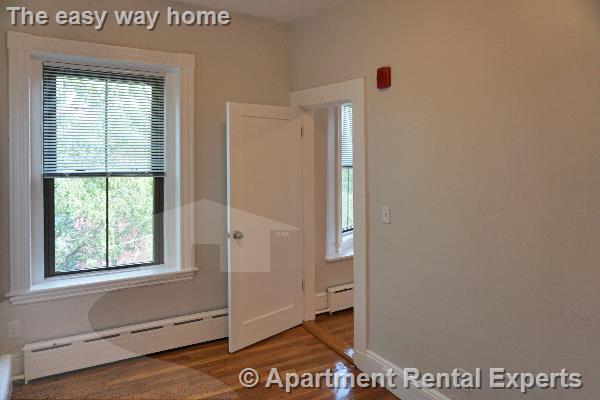 114 Willow St, Inman Square