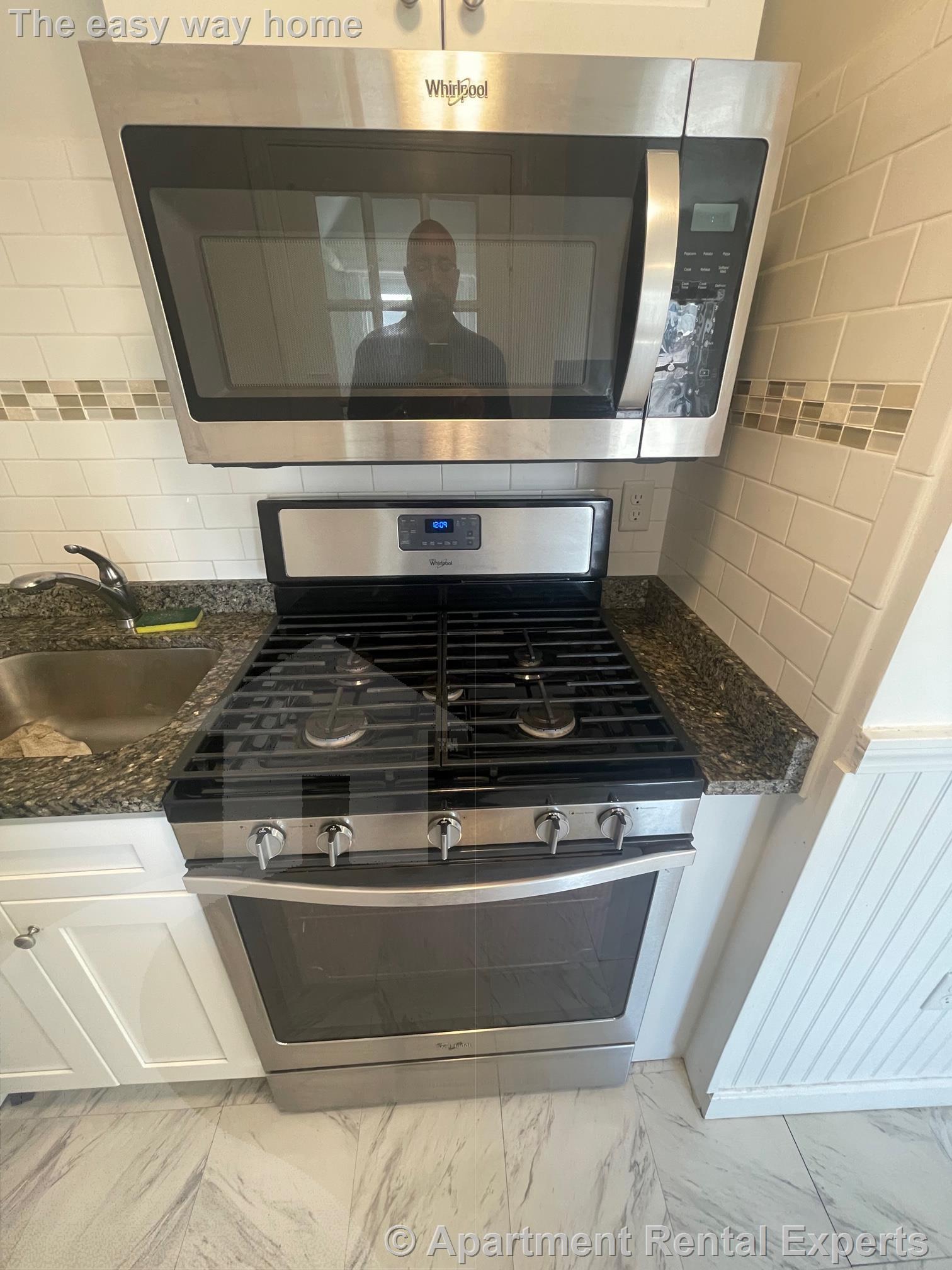 64 Raymond Ave, Tufts