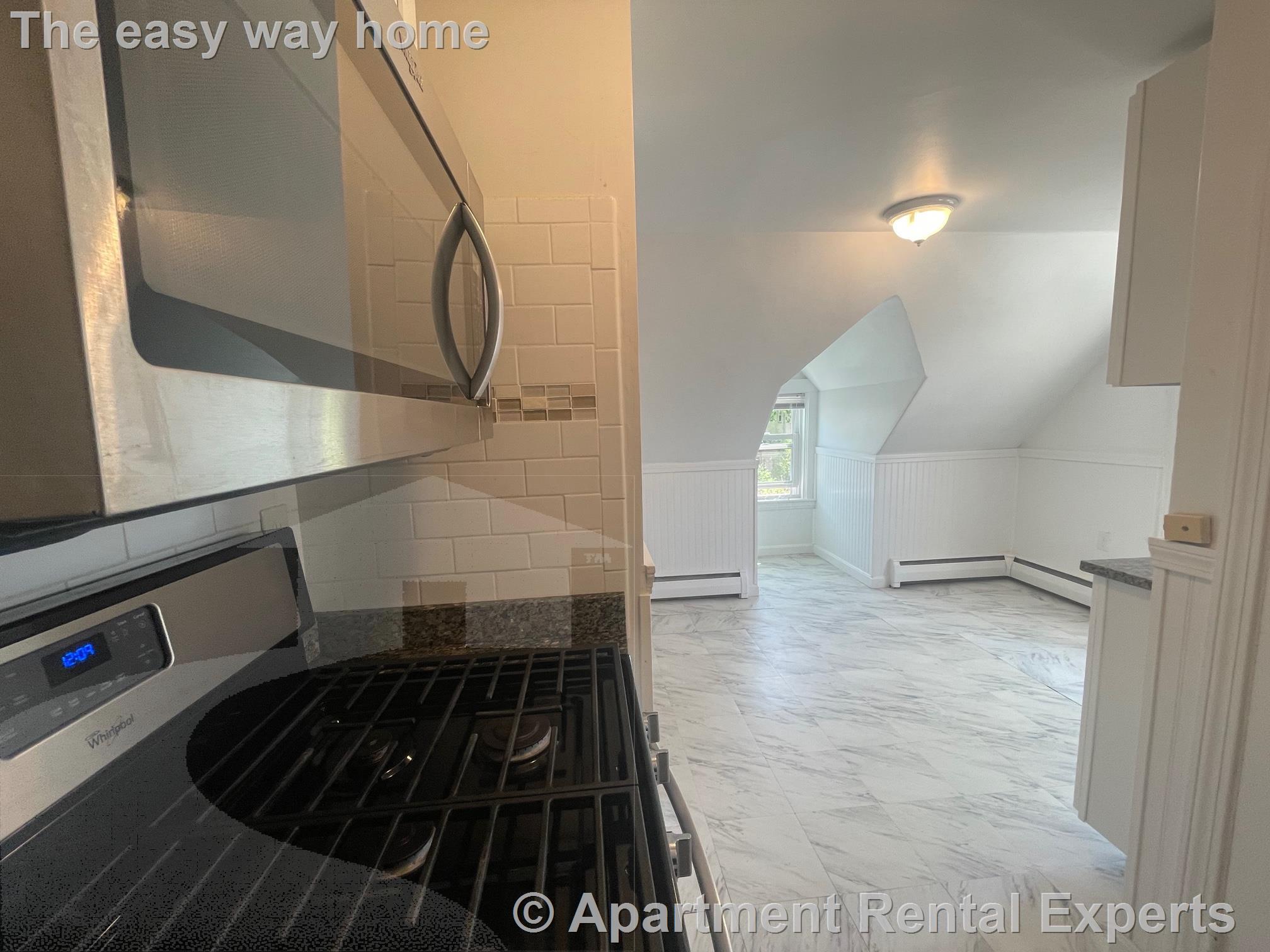 64 Raymond Ave, Tufts