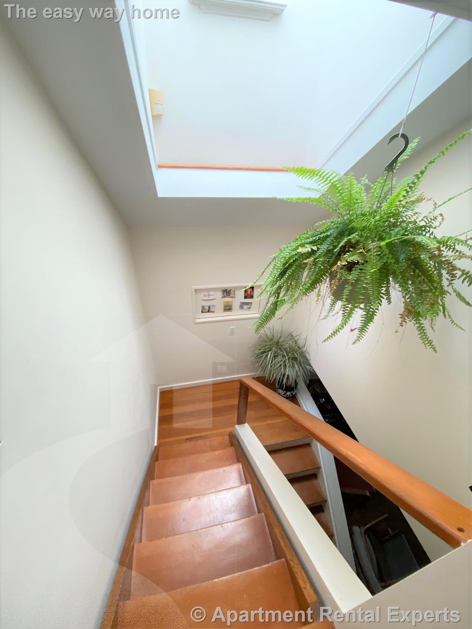 34.5 Lee St, Central Square