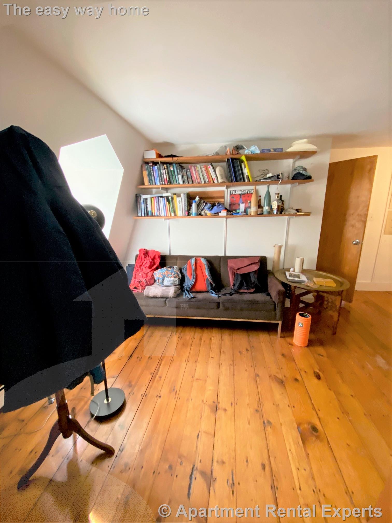 34.5 Lee St, Central Square