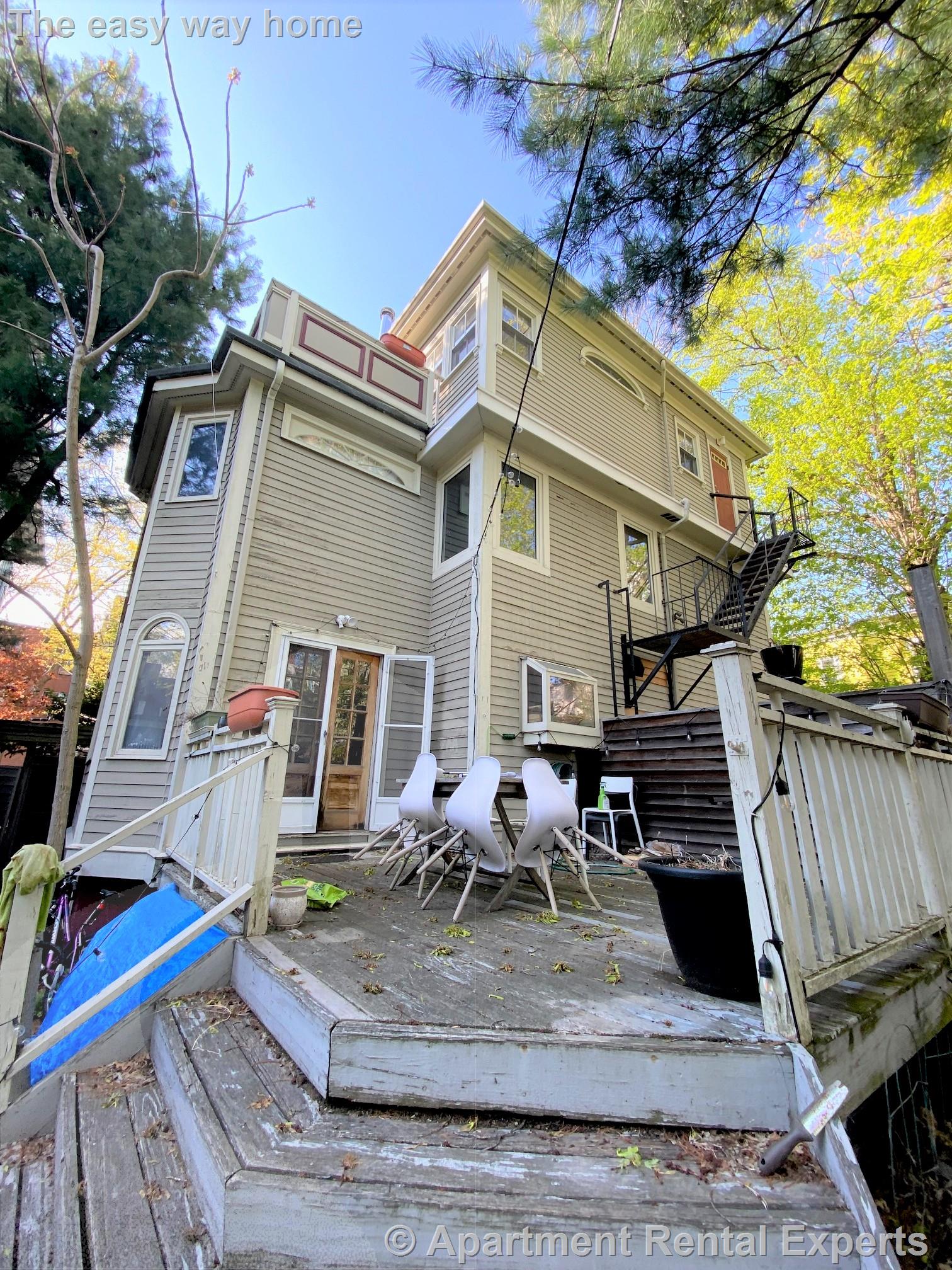 34.5 Lee St, Central Square