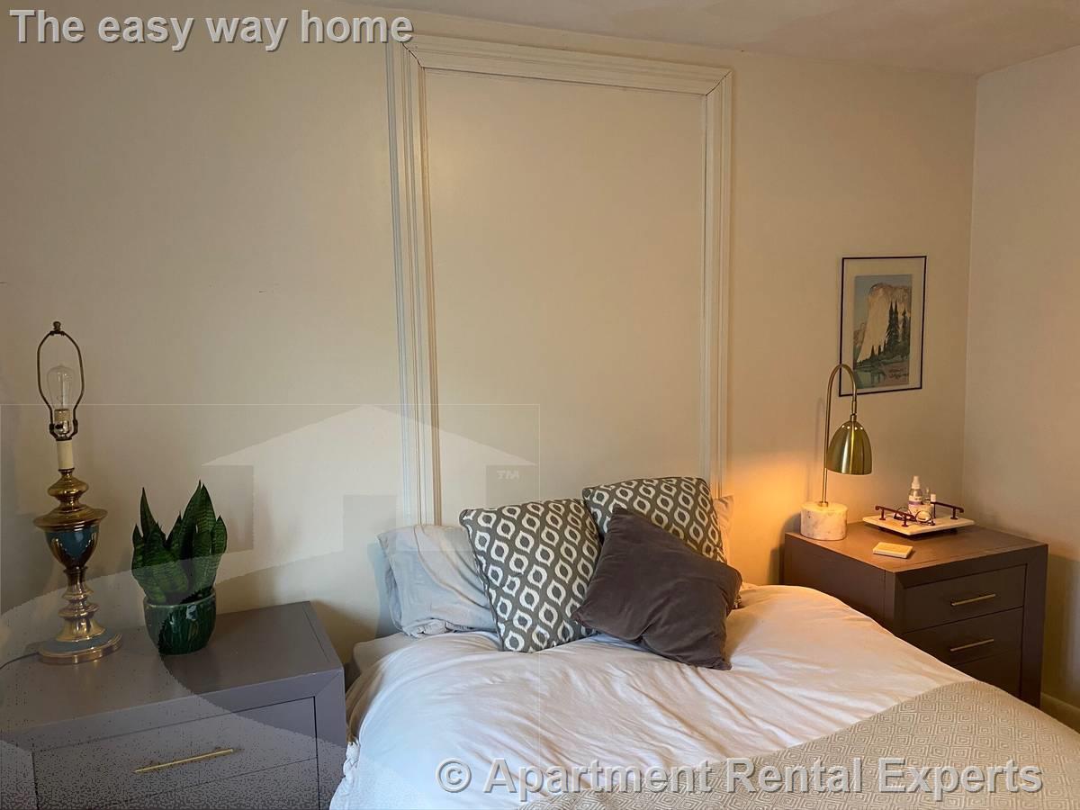 18 Maple Ave, West Medford