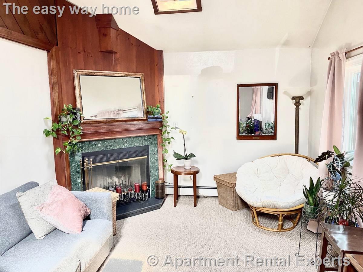 18 Maple Ave, West Medford