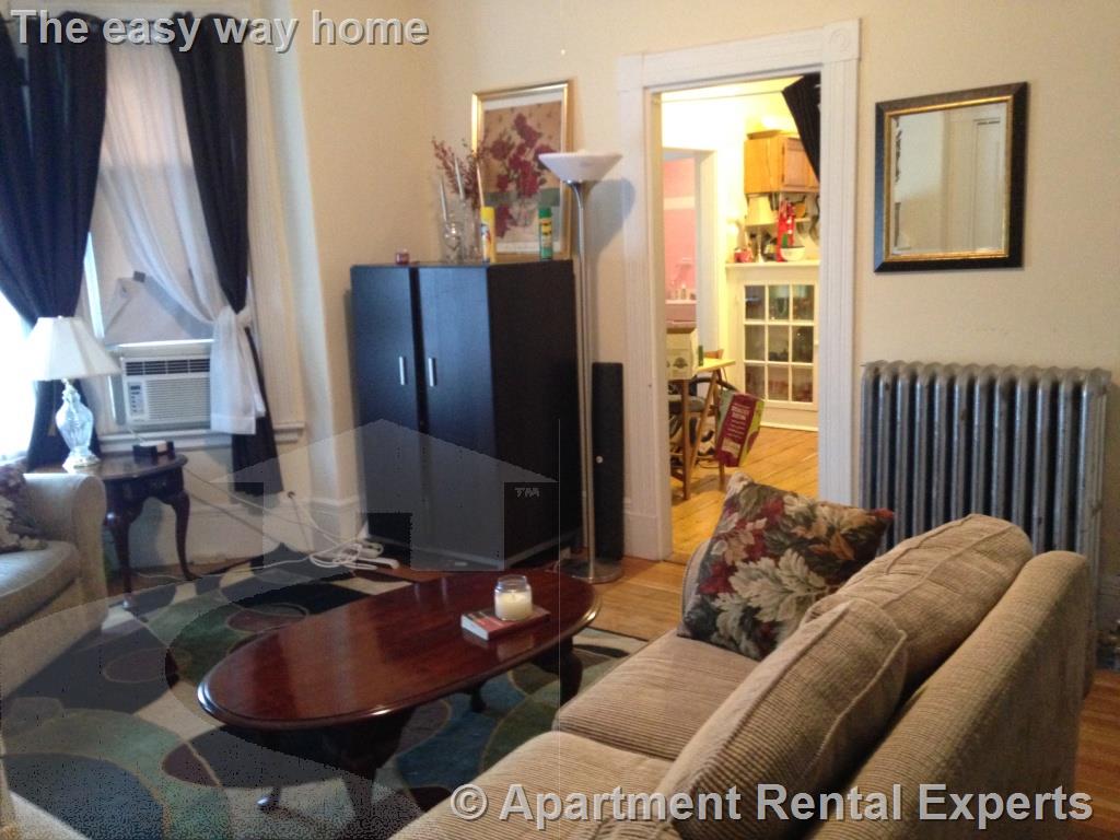 138 Sycamore St, Winter Hill