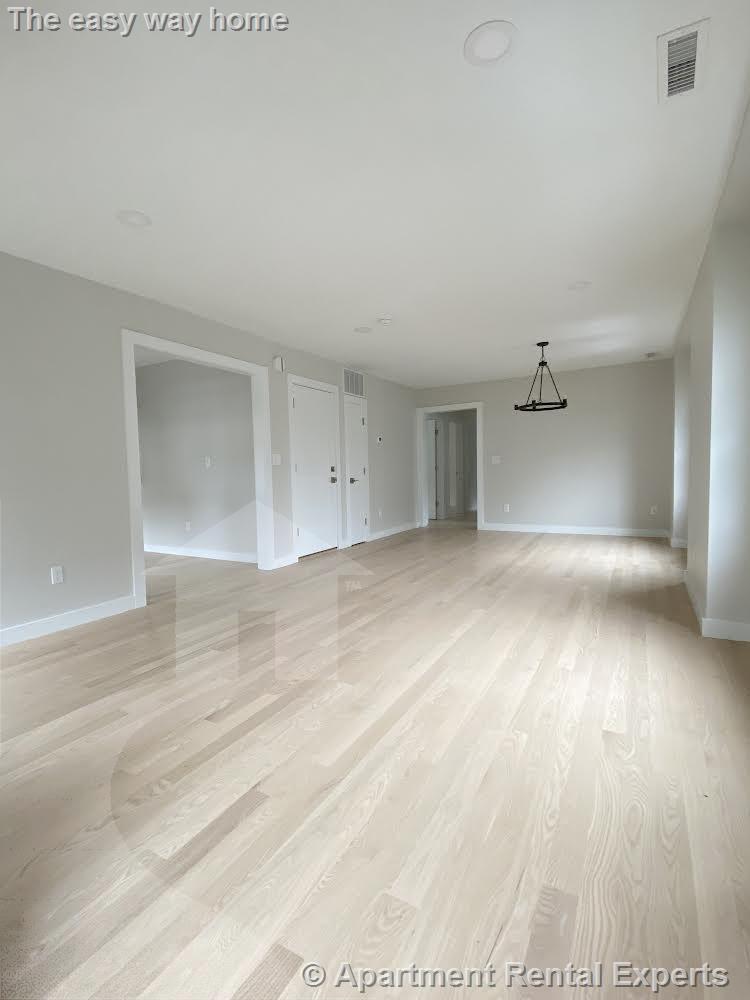 33 Brimmer St, Belmont Line