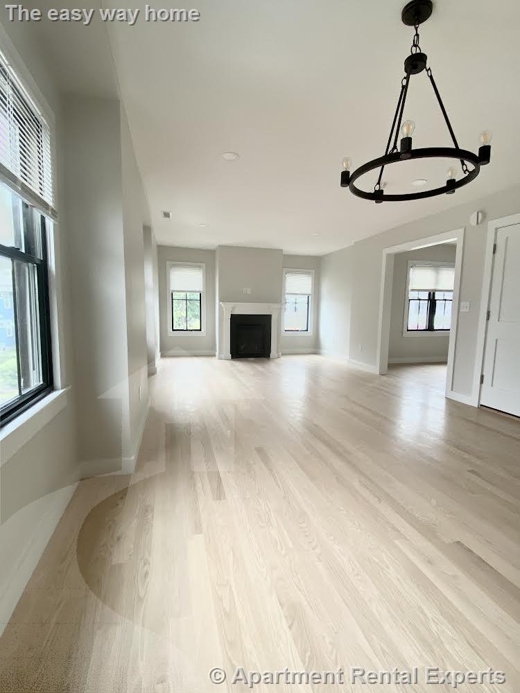 33 Brimmer St, Belmont Line