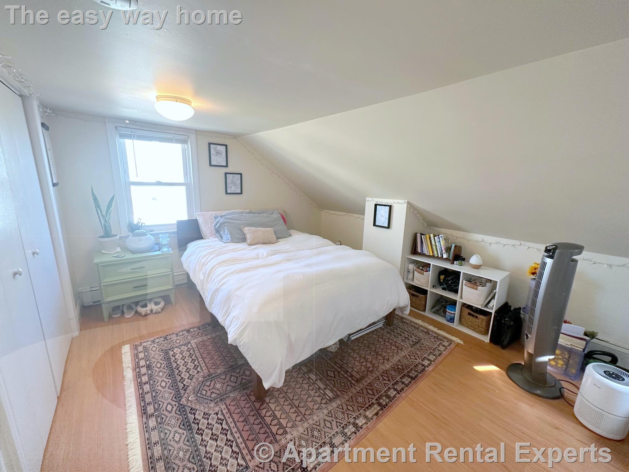 40-42 Warren St, East Cambridge