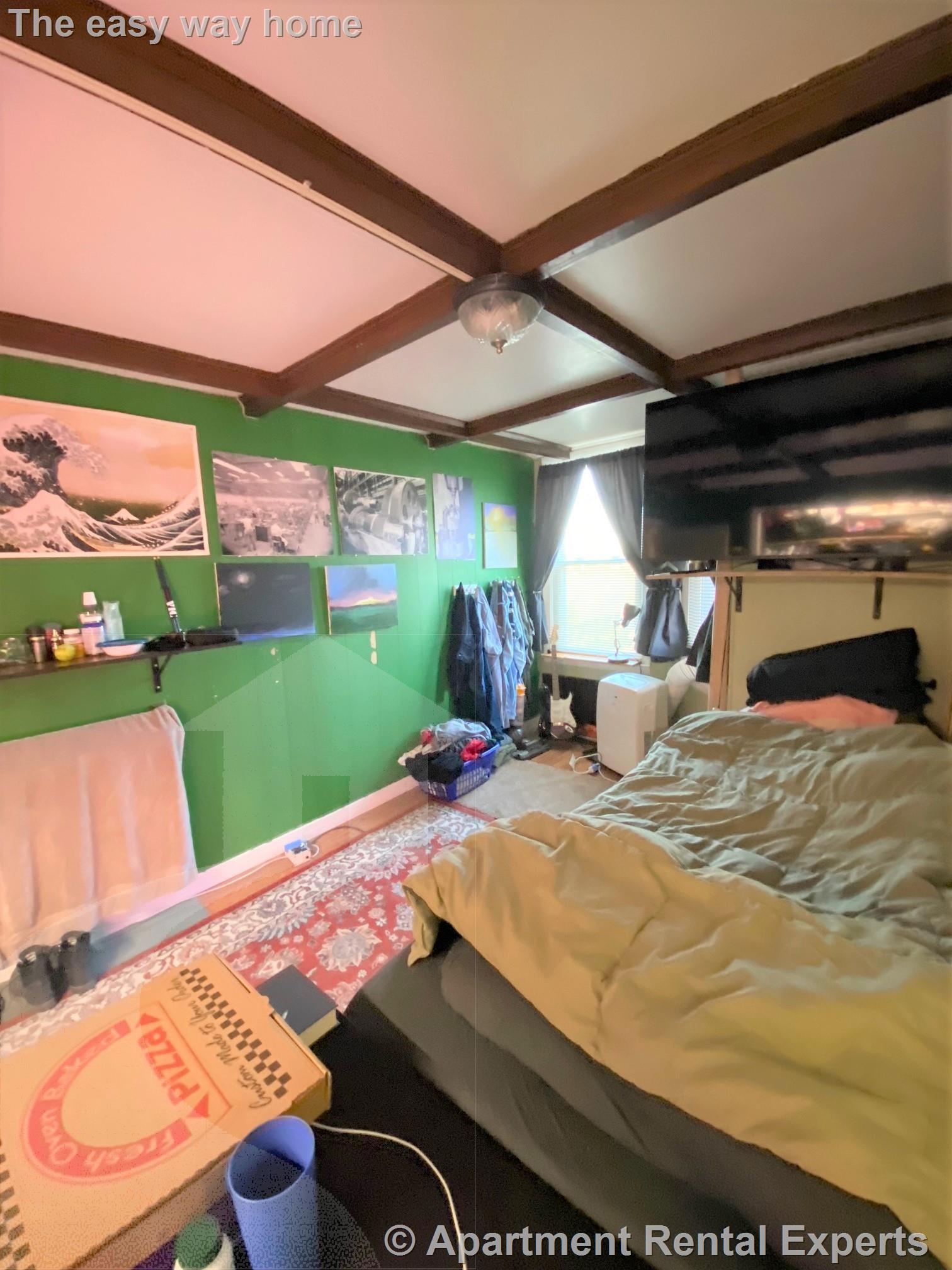 148 Broadway, East Somerville