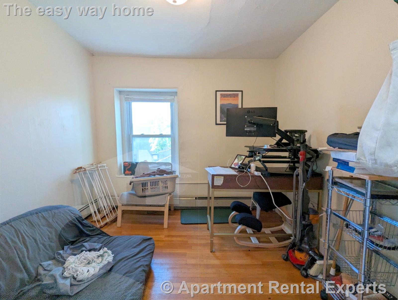 8 Evergreen Sq, Porter Square