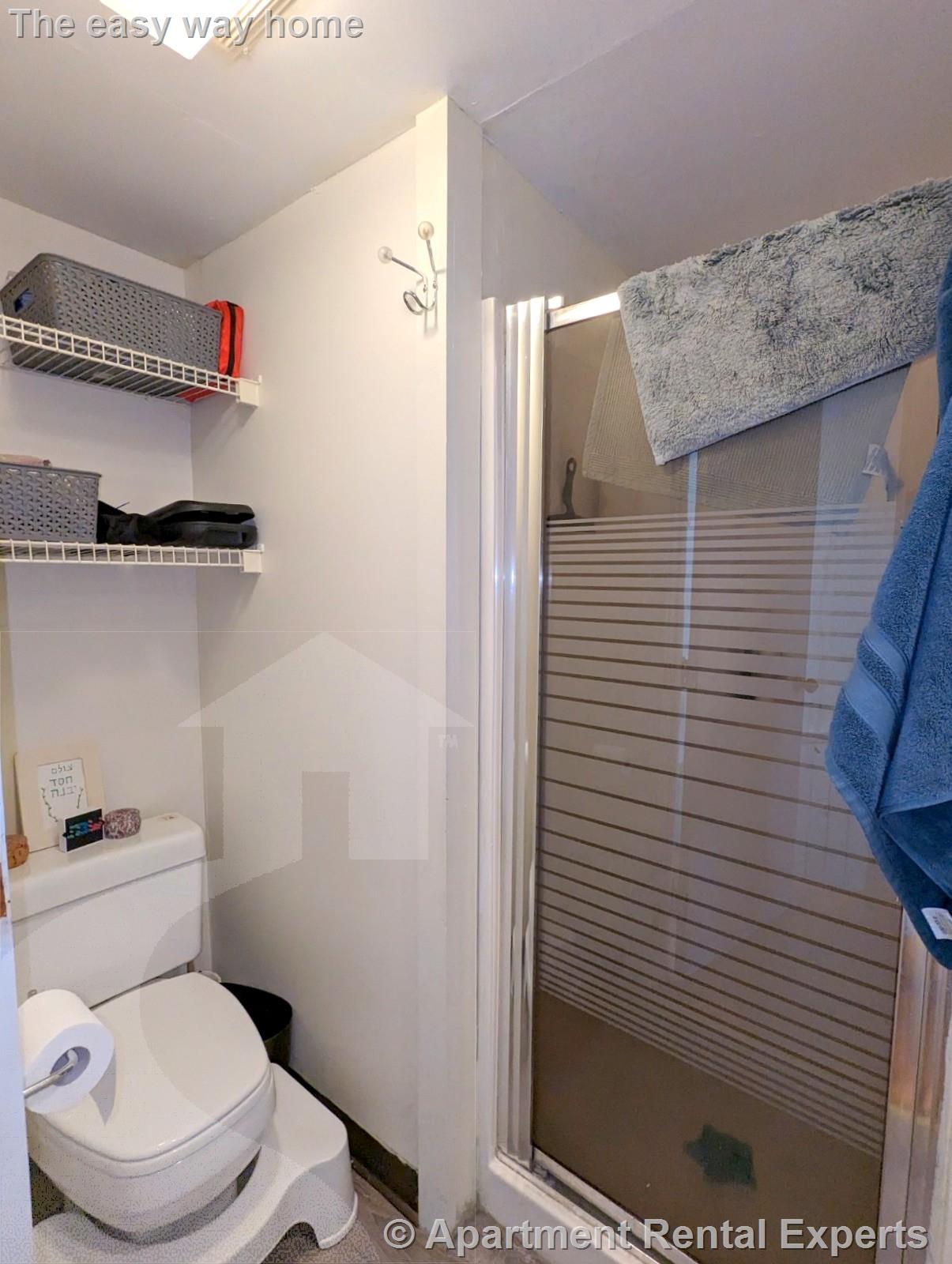 8 Evergreen Sq, Porter Square