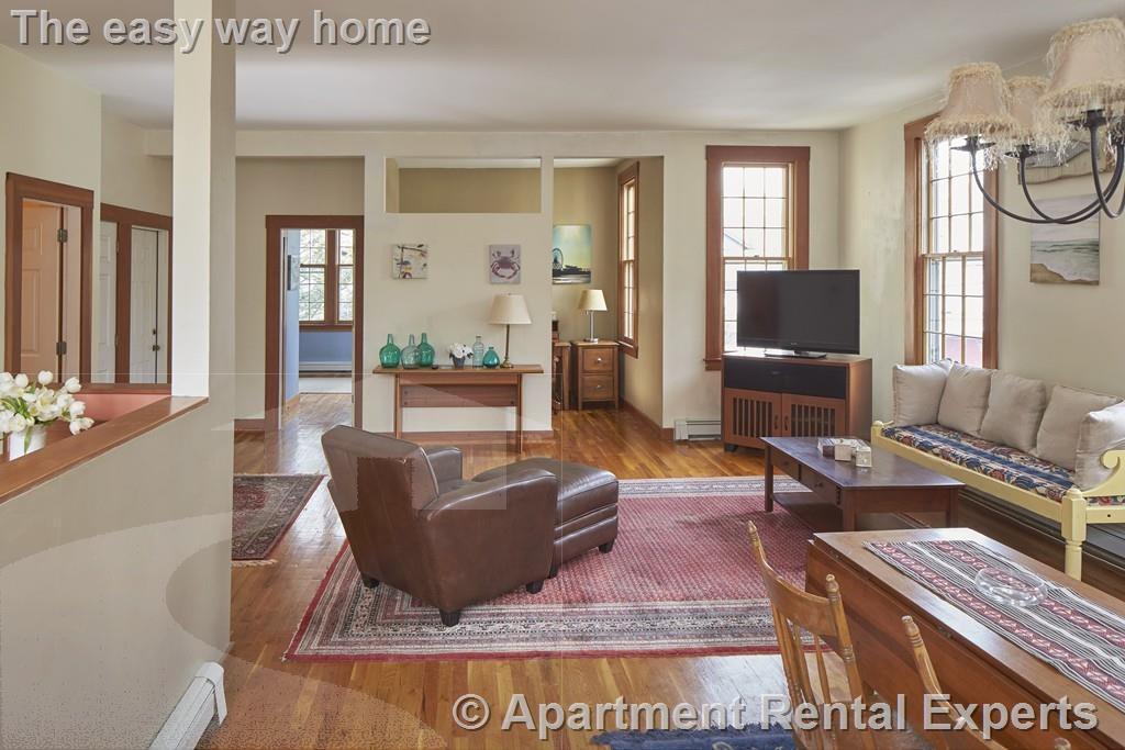 109 River St, Central Square