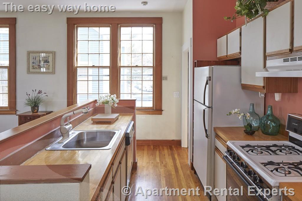 109 River St, Central Square