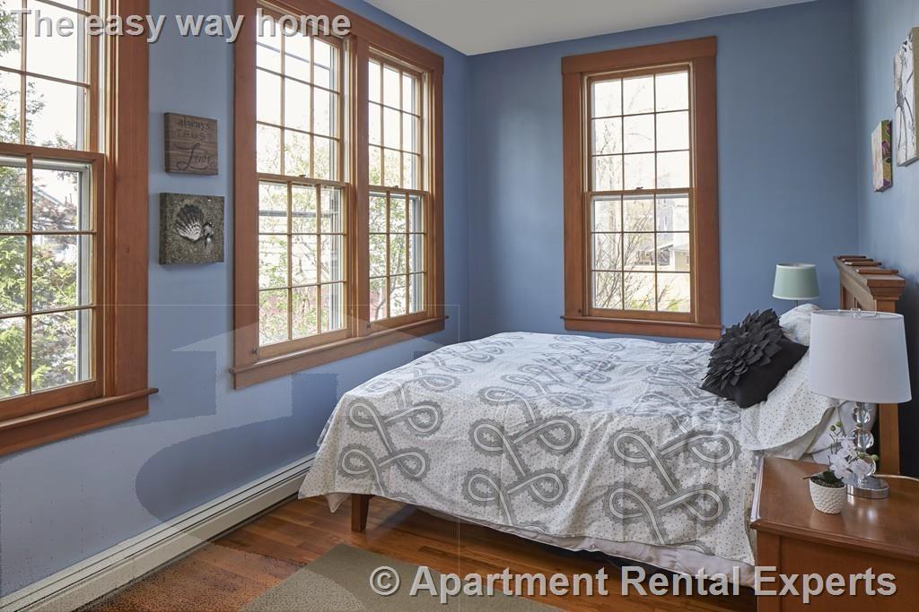 109 River St, Central Square