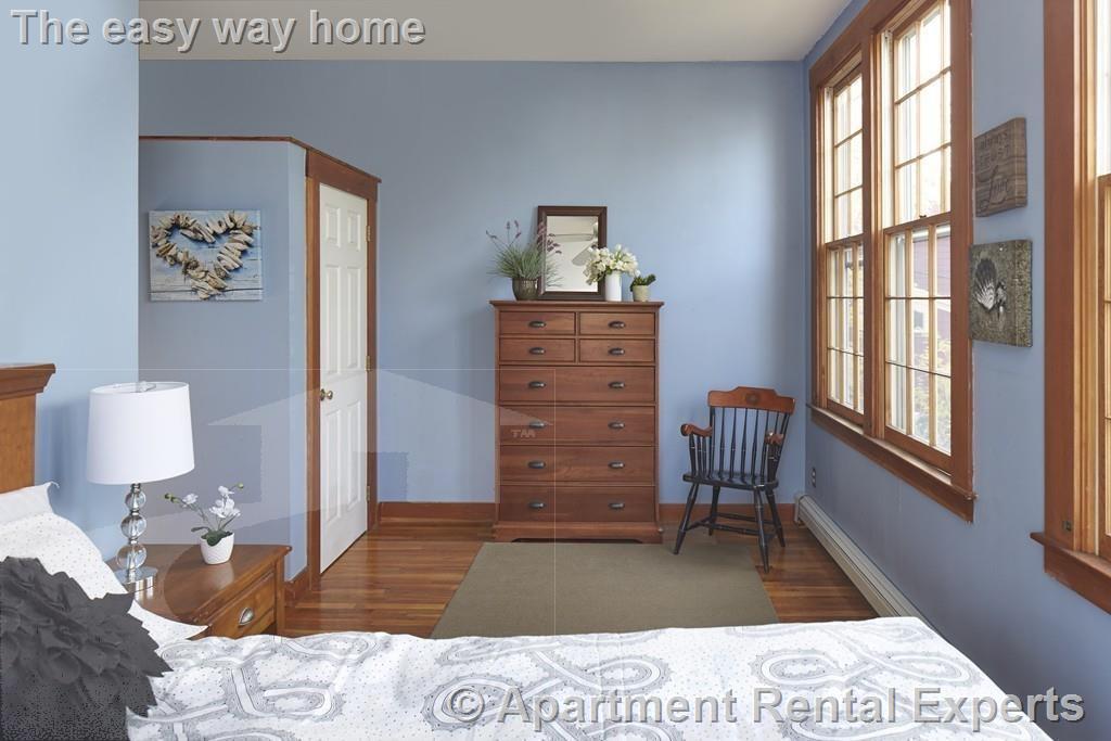 109 River St, Central Square