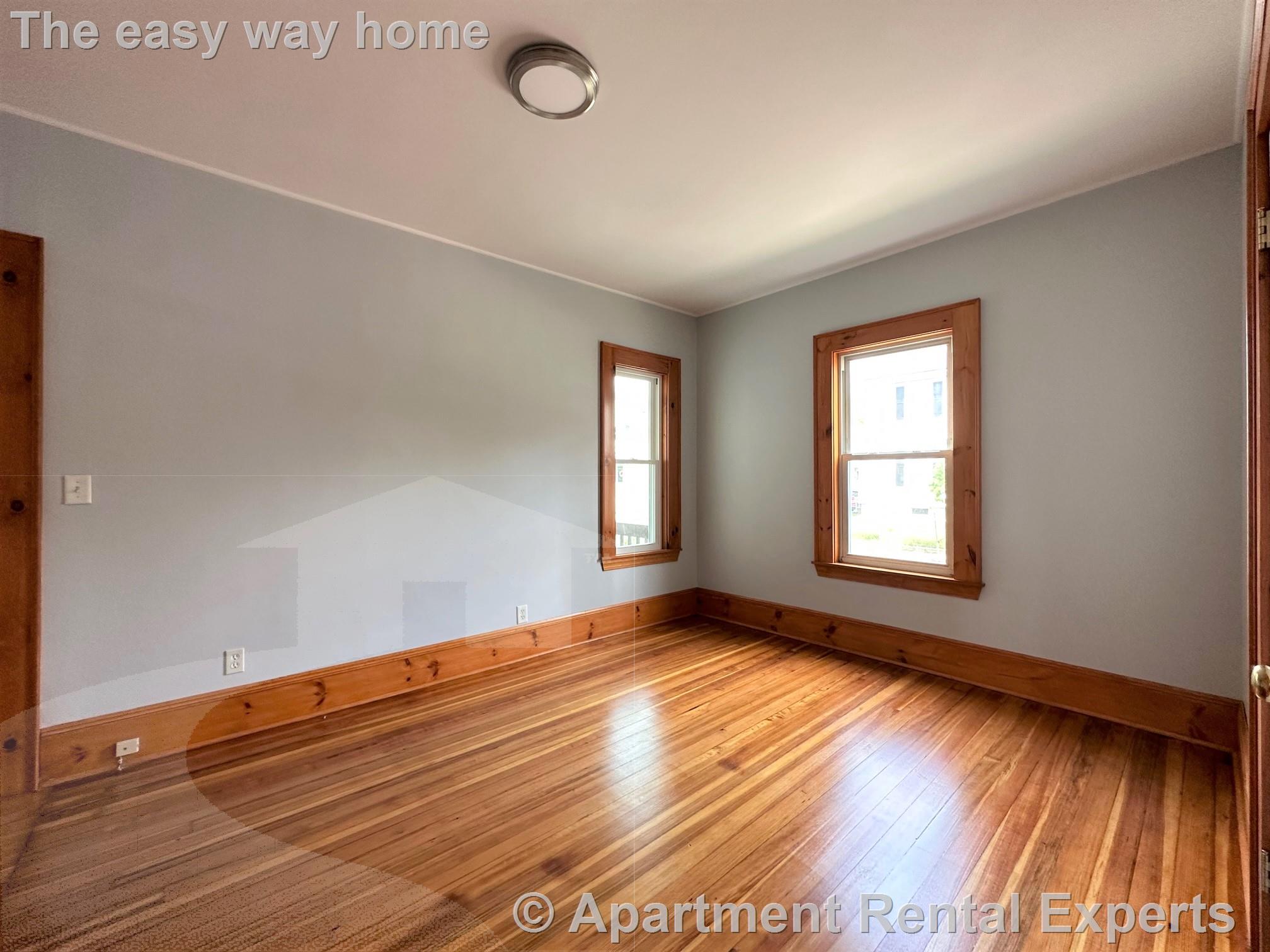 1 Lambert St, Medford Square