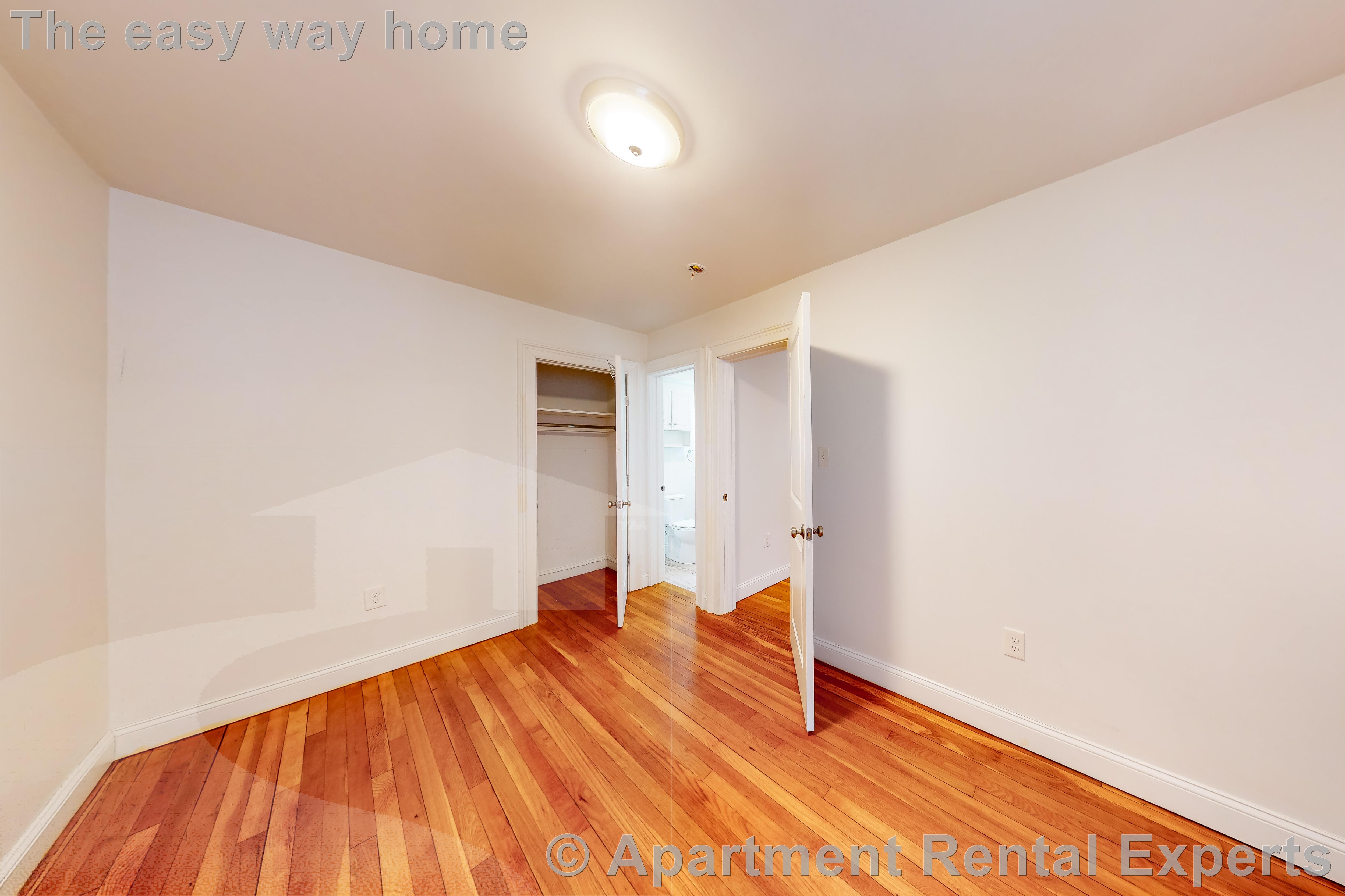 107 Summer St, Malden Center