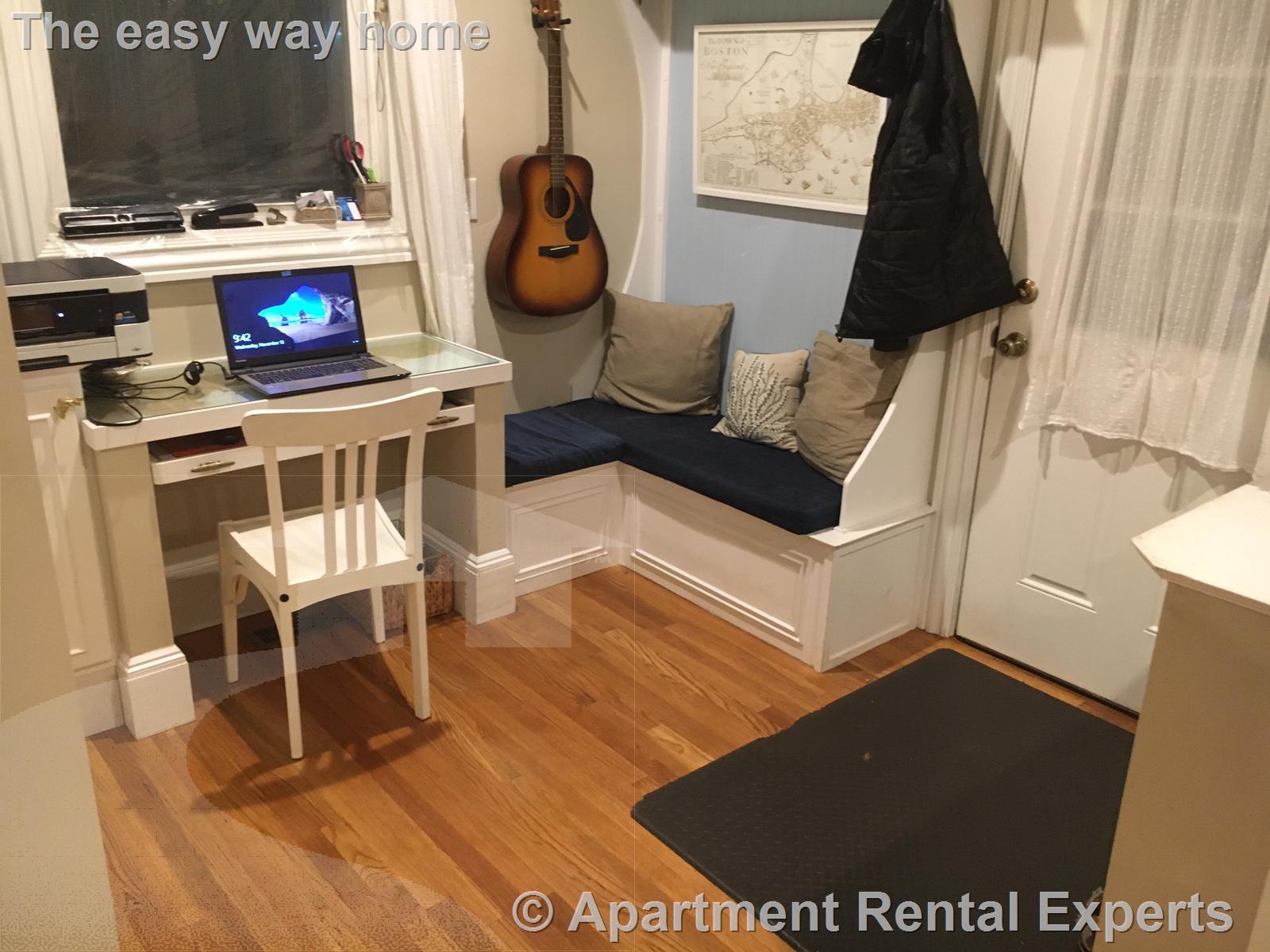 108 Walnut St, Newtonville