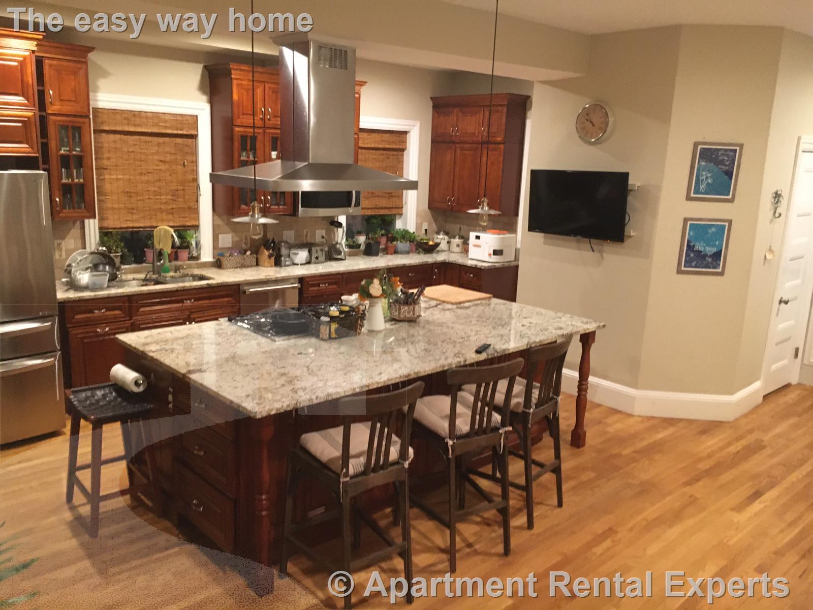 108 Walnut St, Newtonville