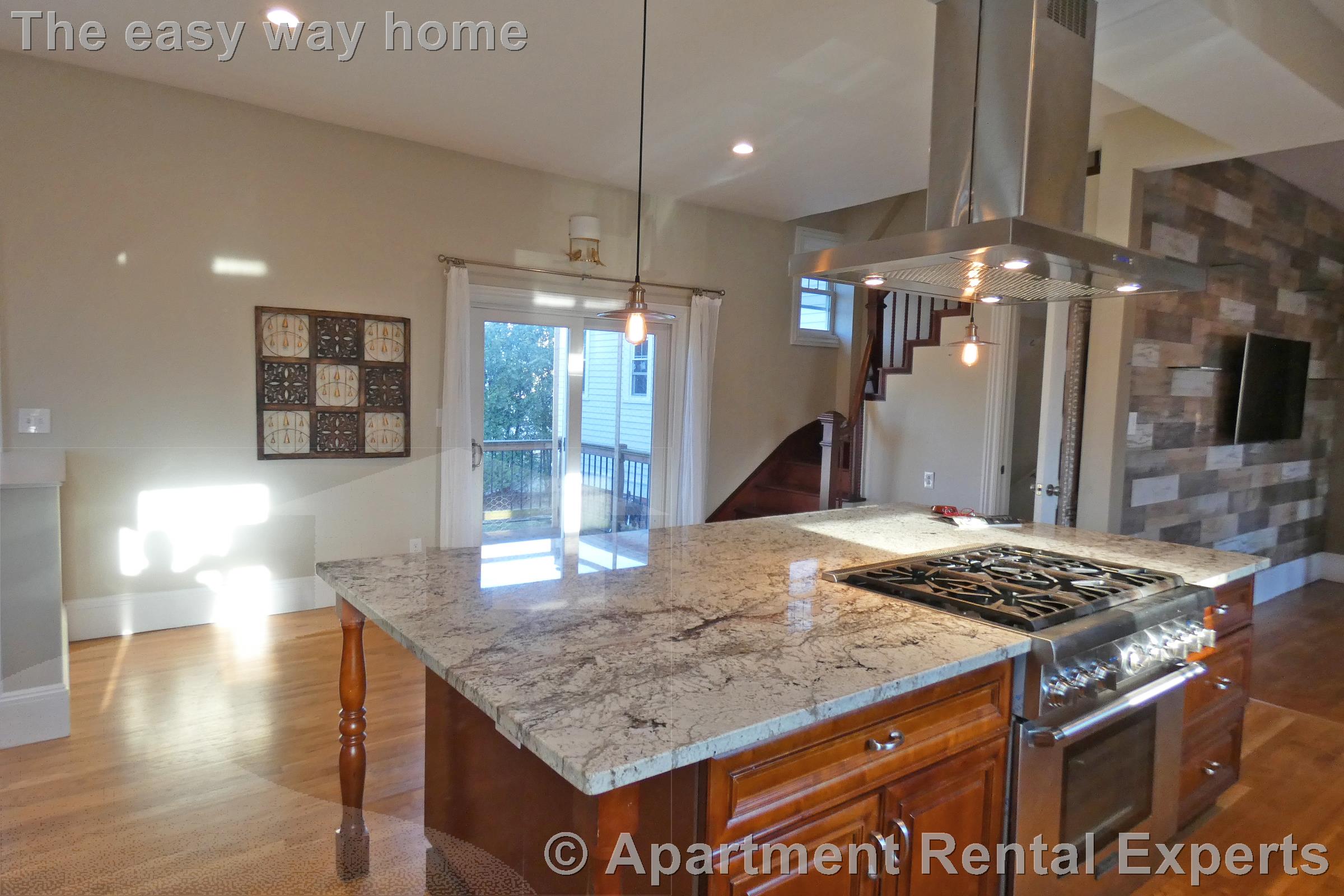 108 Walnut St, Newtonville