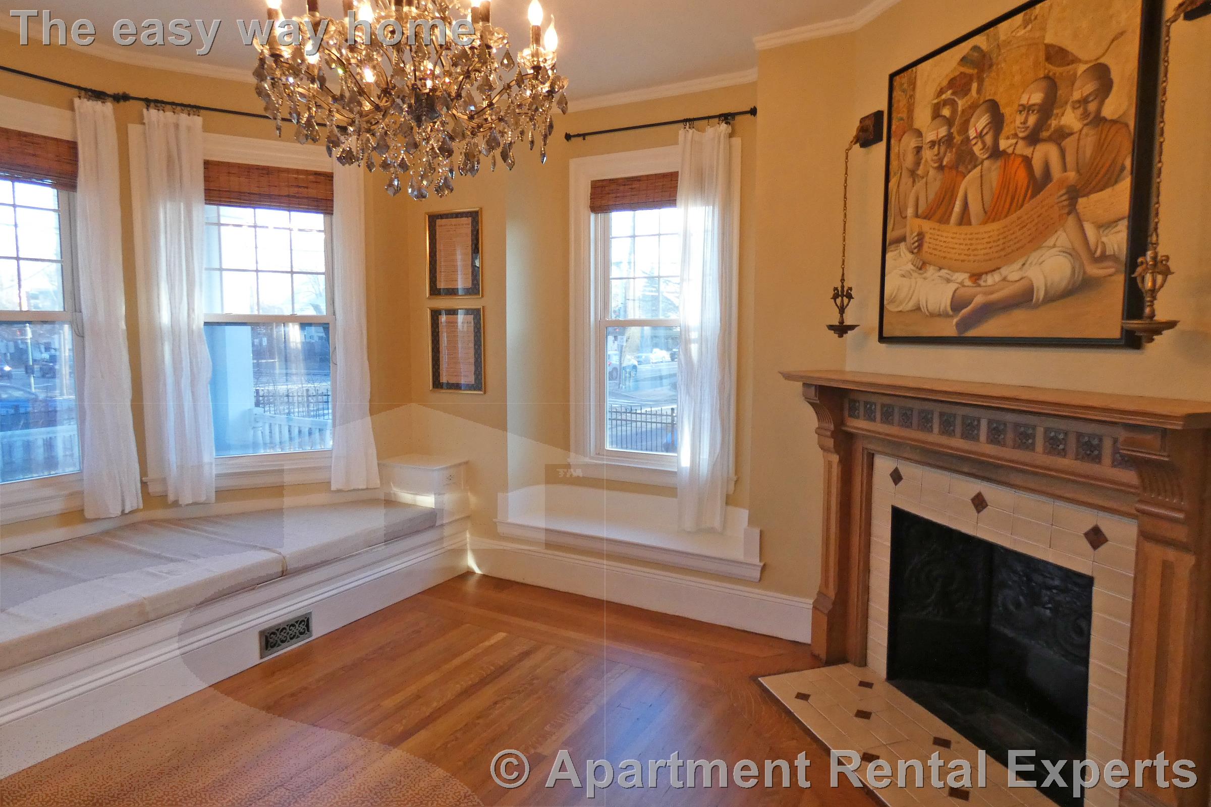 108 Walnut St, Newtonville