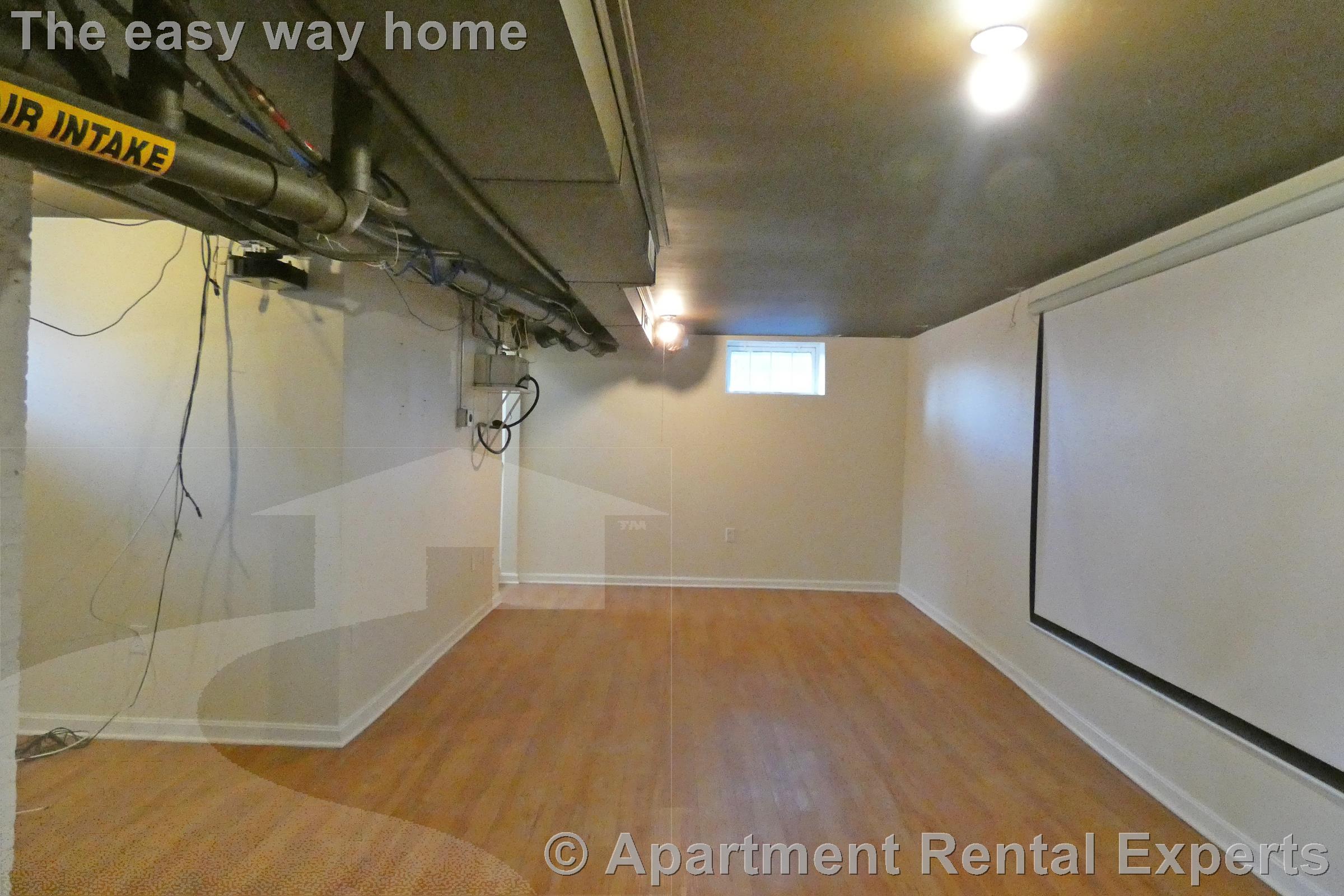 108 Walnut St, Newtonville