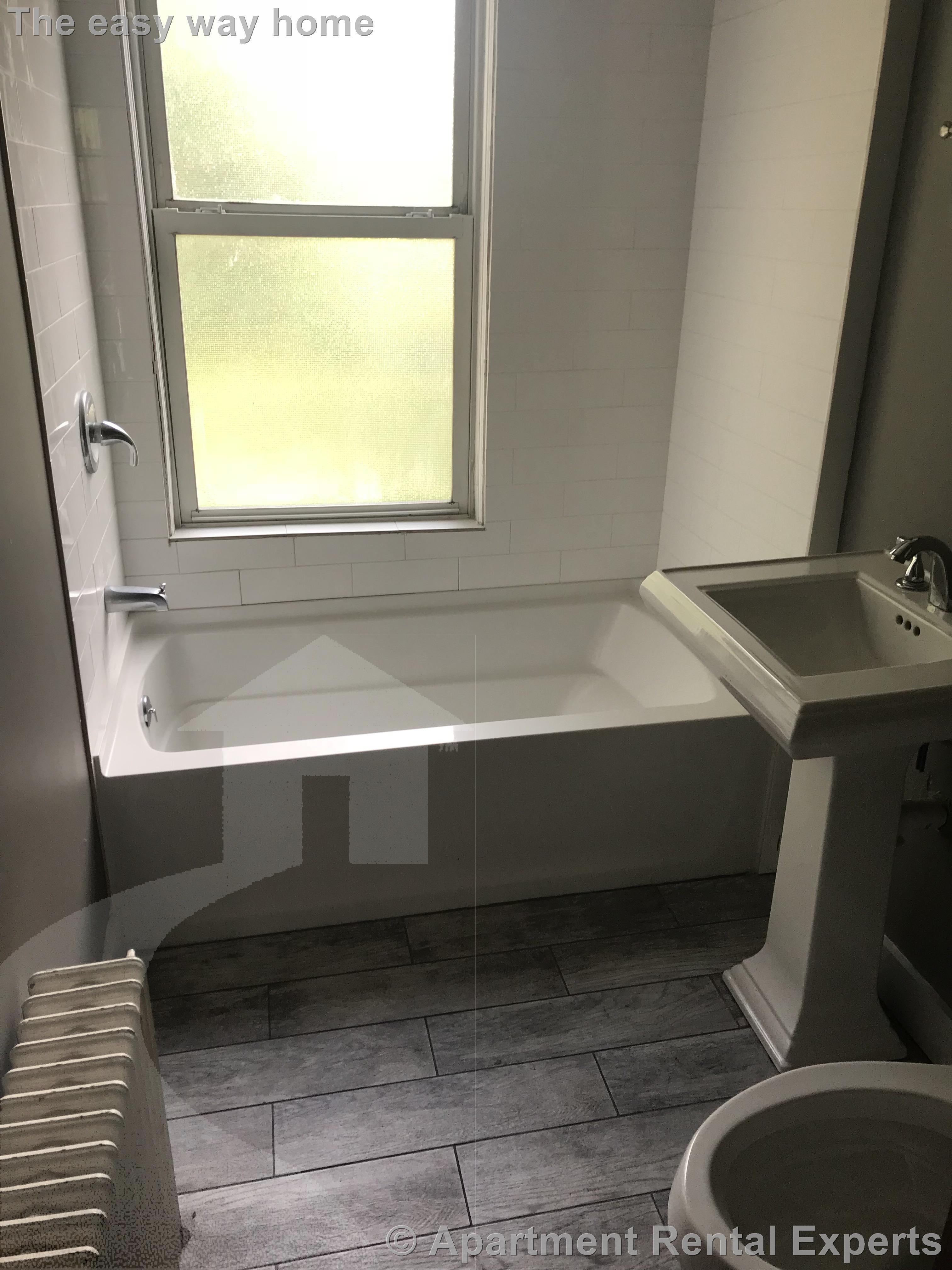 12 Lincoln Rd, Newtonville