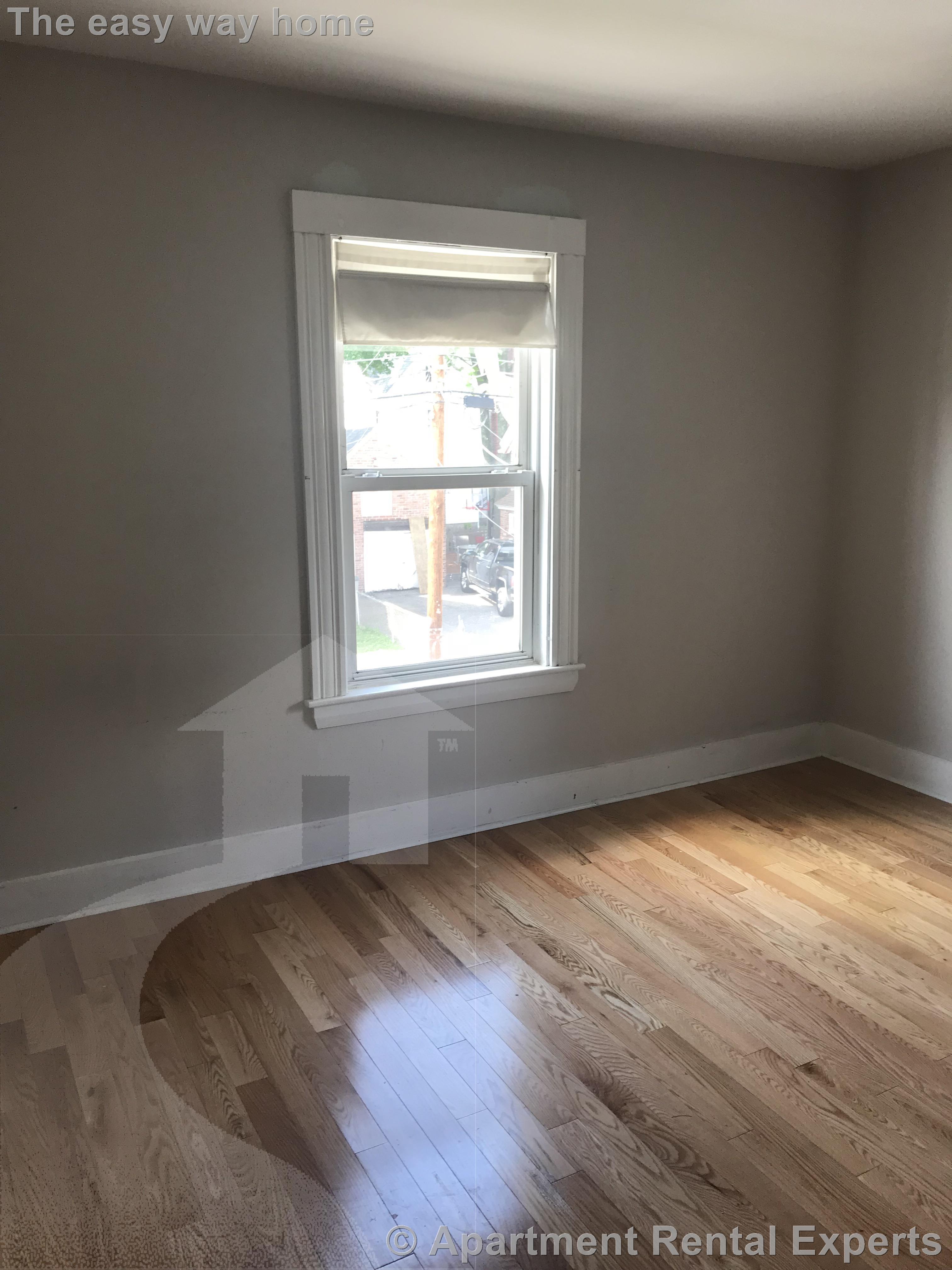 12 Lincoln Rd, Newtonville