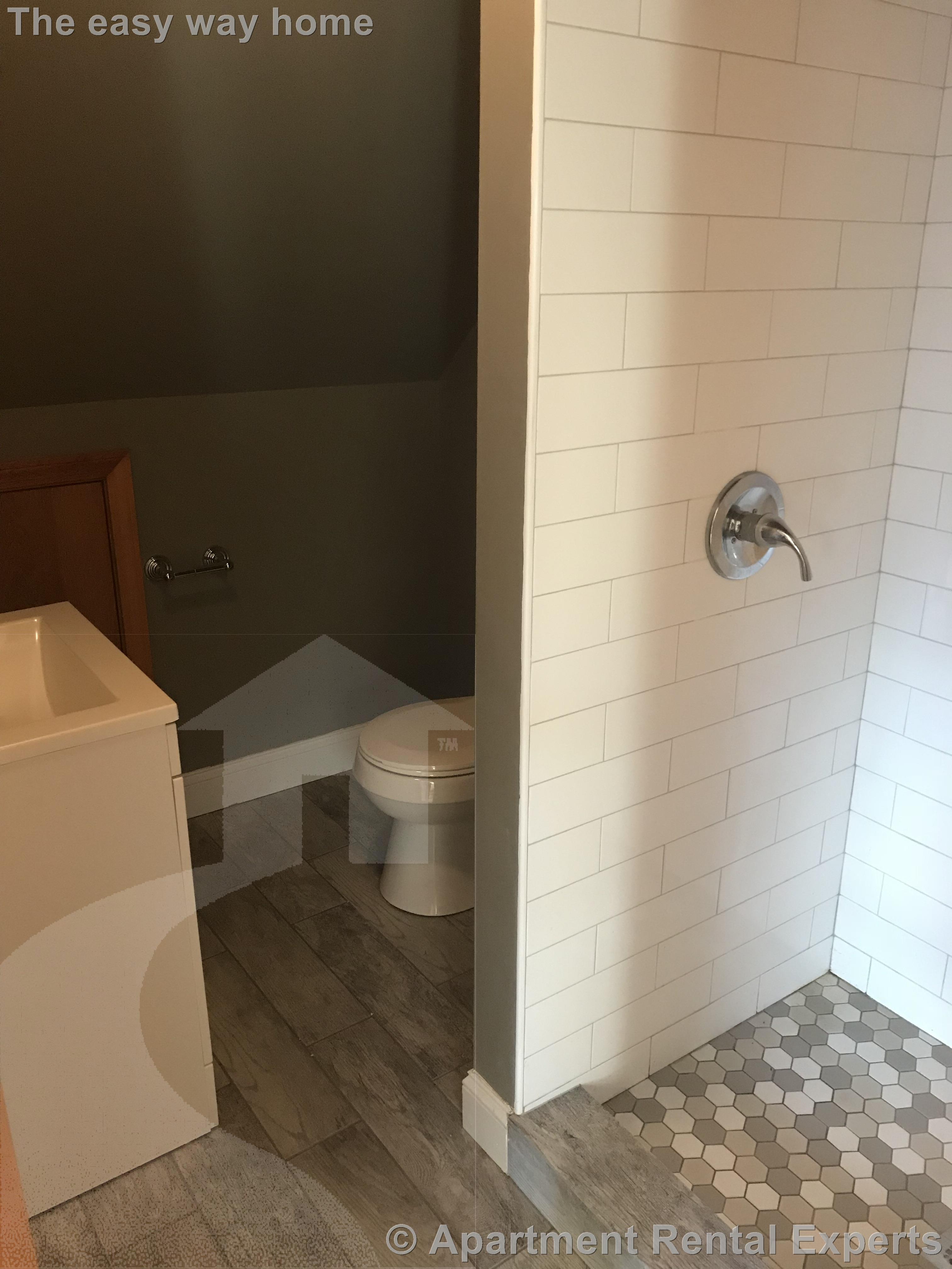 12 Lincoln Rd, Newtonville